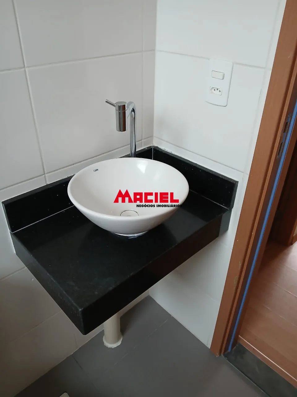 Comprar Apartamento / Padr&atilde;o em S&atilde;o Jos&eacute; dos Campos R$ 260.000,00 - Foto 1