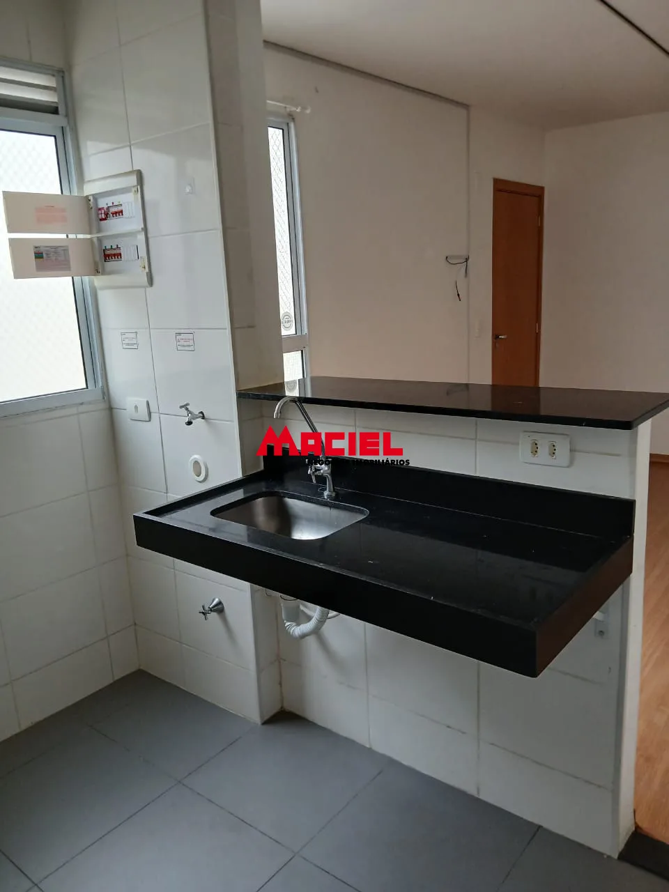 Comprar Apartamento / Padr&atilde;o em S&atilde;o Jos&eacute; dos Campos R$ 260.000,00 - Foto 3