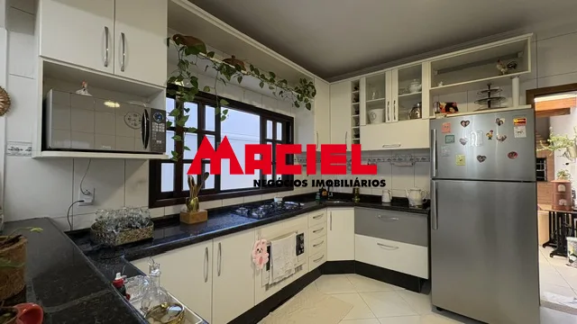 Comprar Casa / Sobrado em S&atilde;o Jos&eacute; dos Campos R$ 900.000,00 - Foto 12