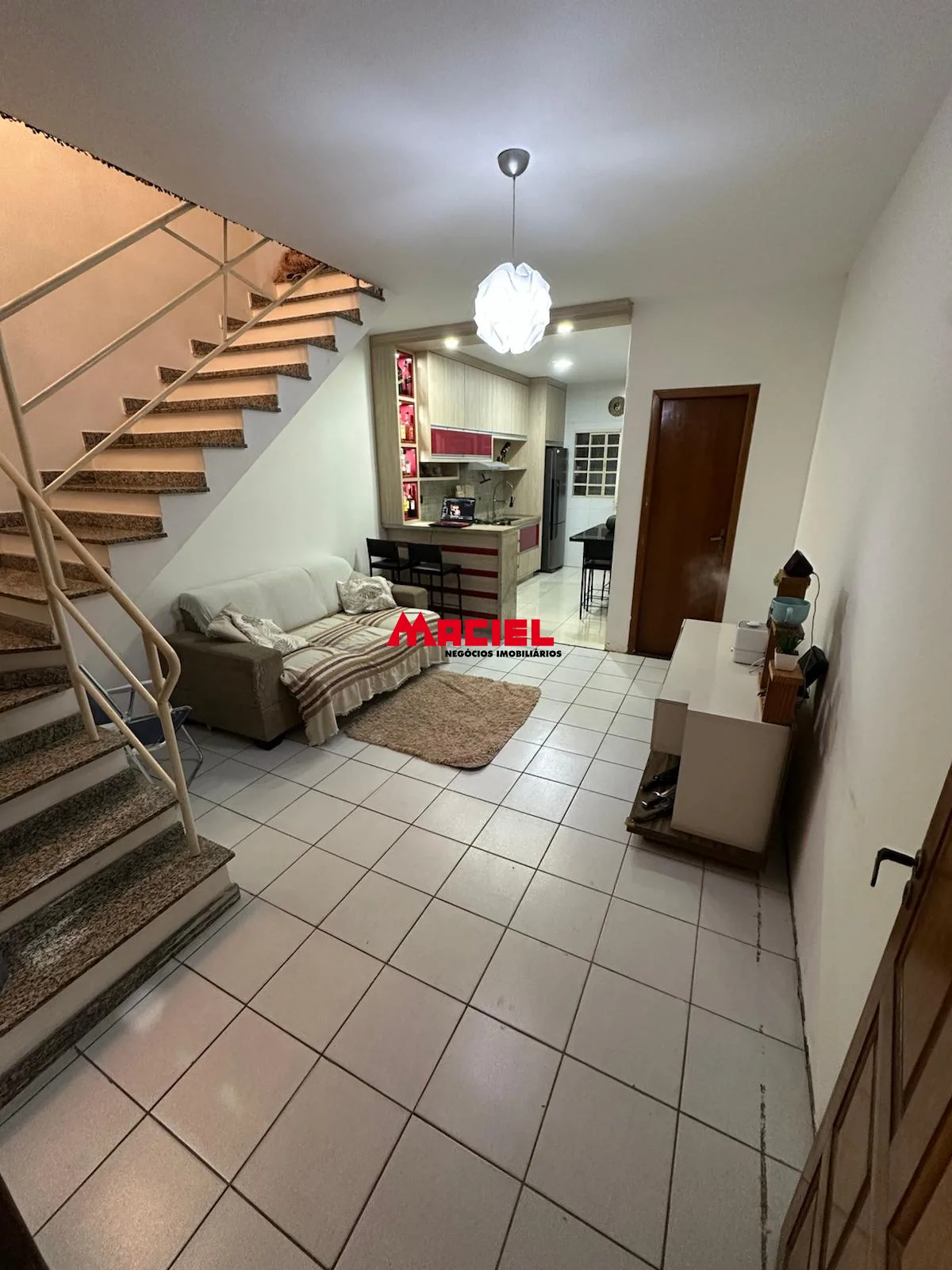 Comprar Casa / Sobrado em S&atilde;o Jos&eacute; dos Campos R$ 426.000,00 - Foto 2