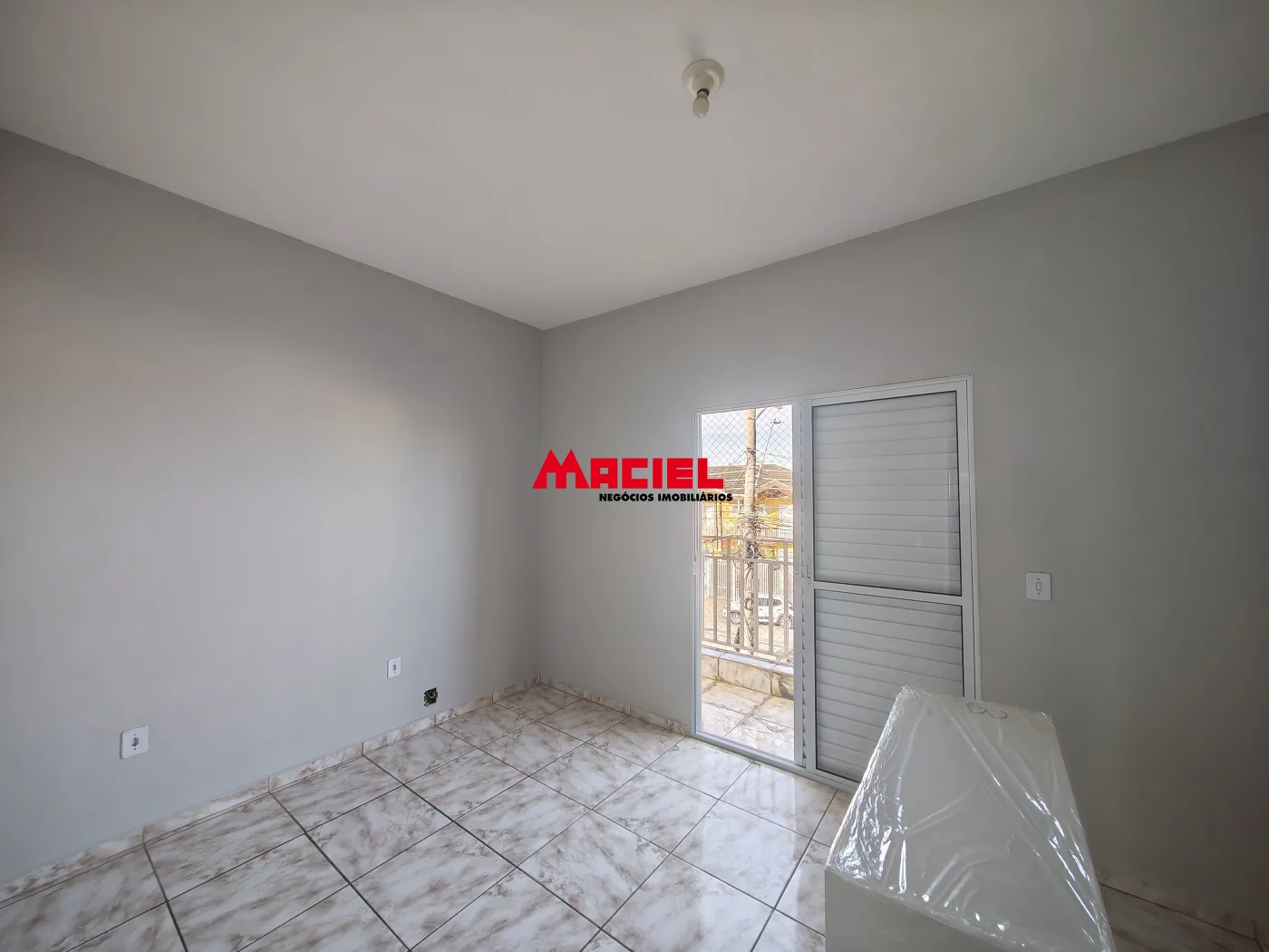 Alugar Apartamento / Sobreloja em S&atilde;o Jos&eacute; dos Campos R$ 1.600,00 - Foto 4