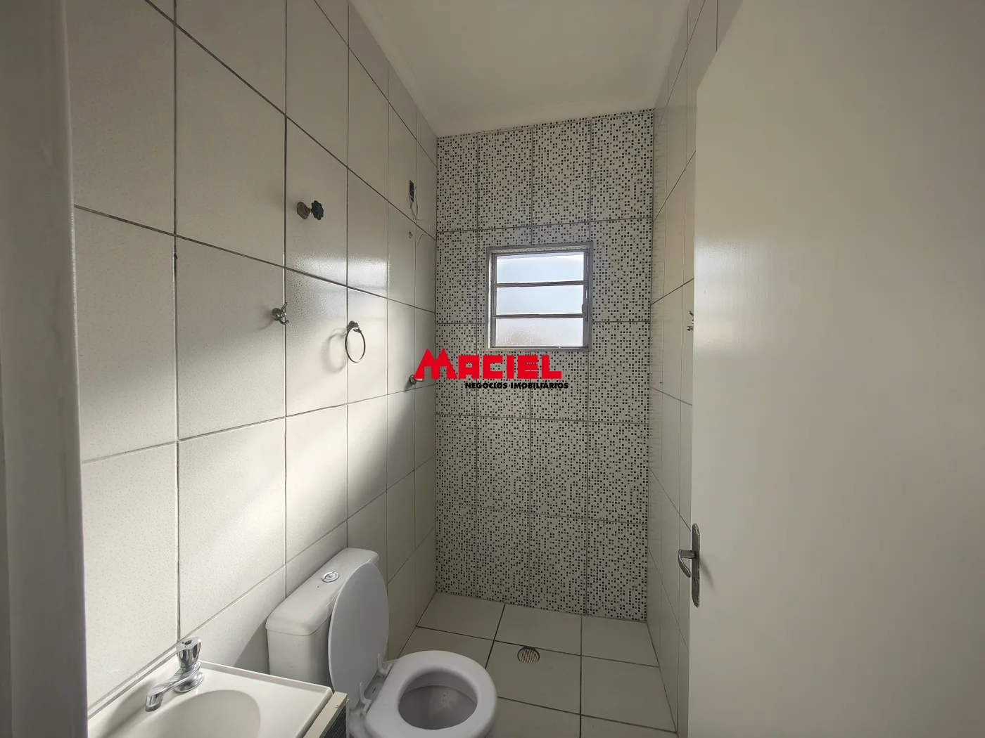 Alugar Apartamento / Sobreloja em S&atilde;o Jos&eacute; dos Campos R$ 1.600,00 - Foto 7