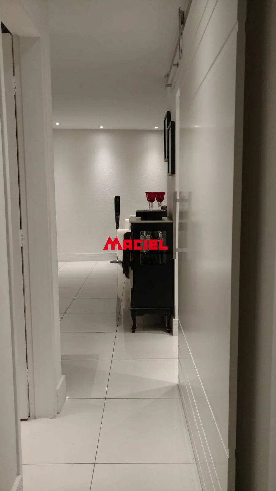 Comprar Apartamento / Padr&atilde;o em S&atilde;o Jos&eacute; dos Campos R$ 1.390.000,00 - Foto 16
