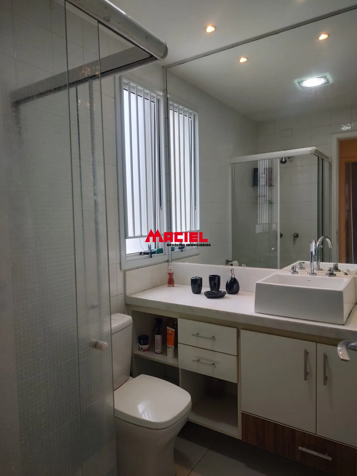 Comprar Apartamento / Padr&atilde;o em S&atilde;o Jos&eacute; dos Campos R$ 1.390.000,00 - Foto 21