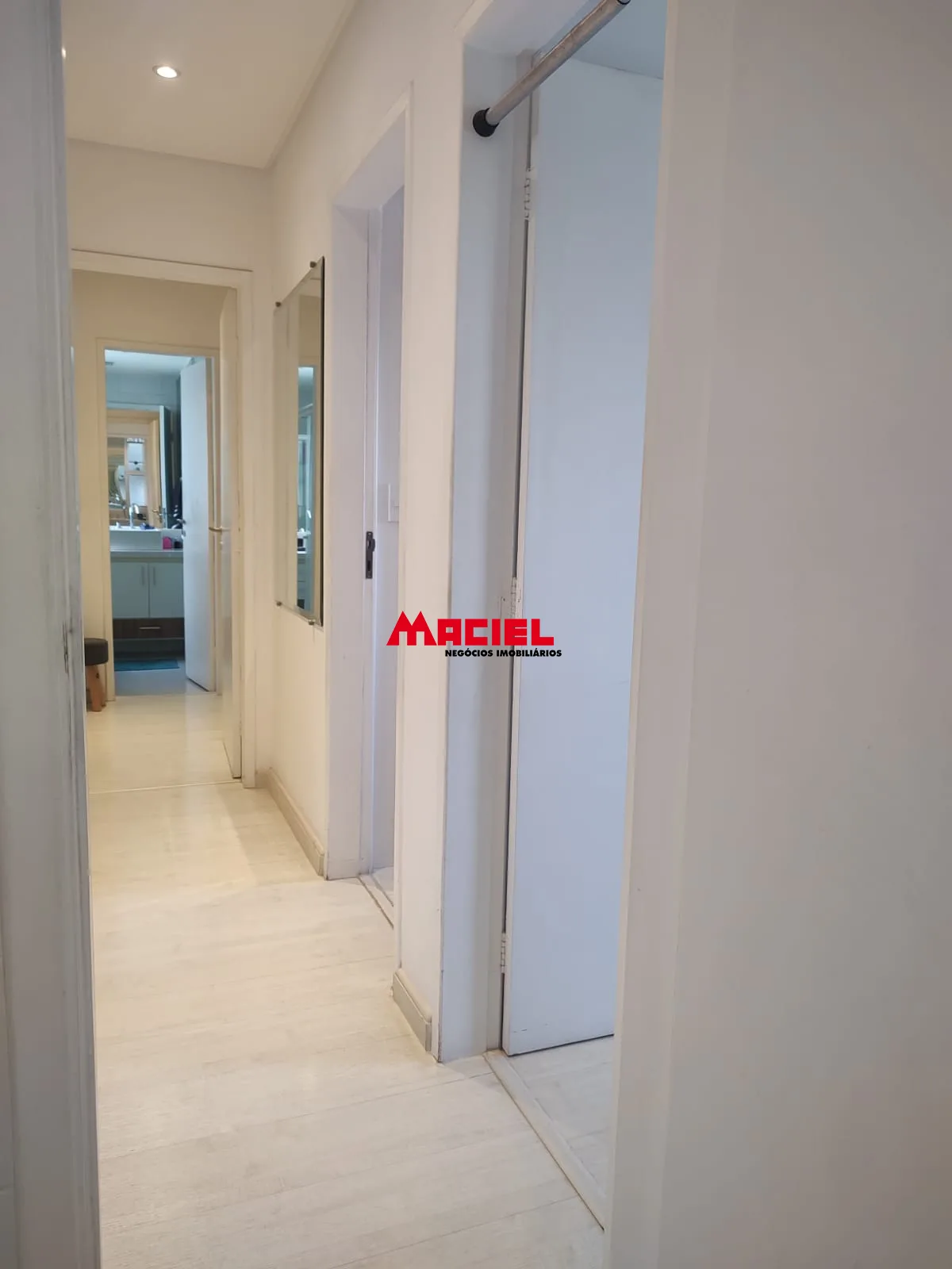 Comprar Apartamento / Padr&atilde;o em S&atilde;o Jos&eacute; dos Campos R$ 1.390.000,00 - Foto 26