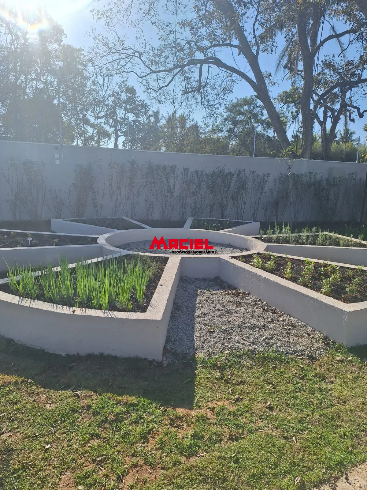 Alugar Casa / Condom&iacute;nio em S&atilde;o Jos&eacute; dos Campos R$ 2.100,00 - Foto 29