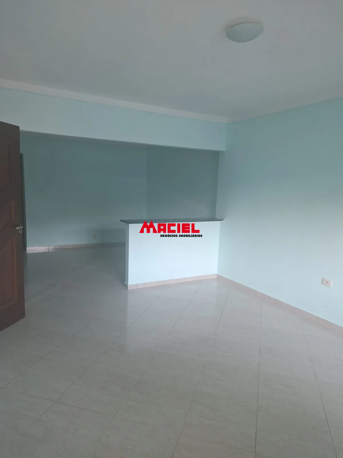 Alugar Casa / Padr&atilde;o em S&atilde;o Jos&eacute; dos Campos R$ 2.900,00 - Foto 4