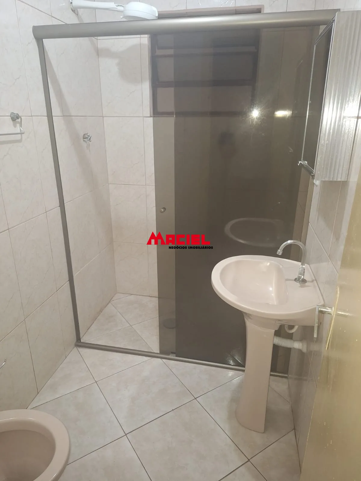 Alugar Casa / Padr&atilde;o em S&atilde;o Jos&eacute; dos Campos R$ 2.900,00 - Foto 9