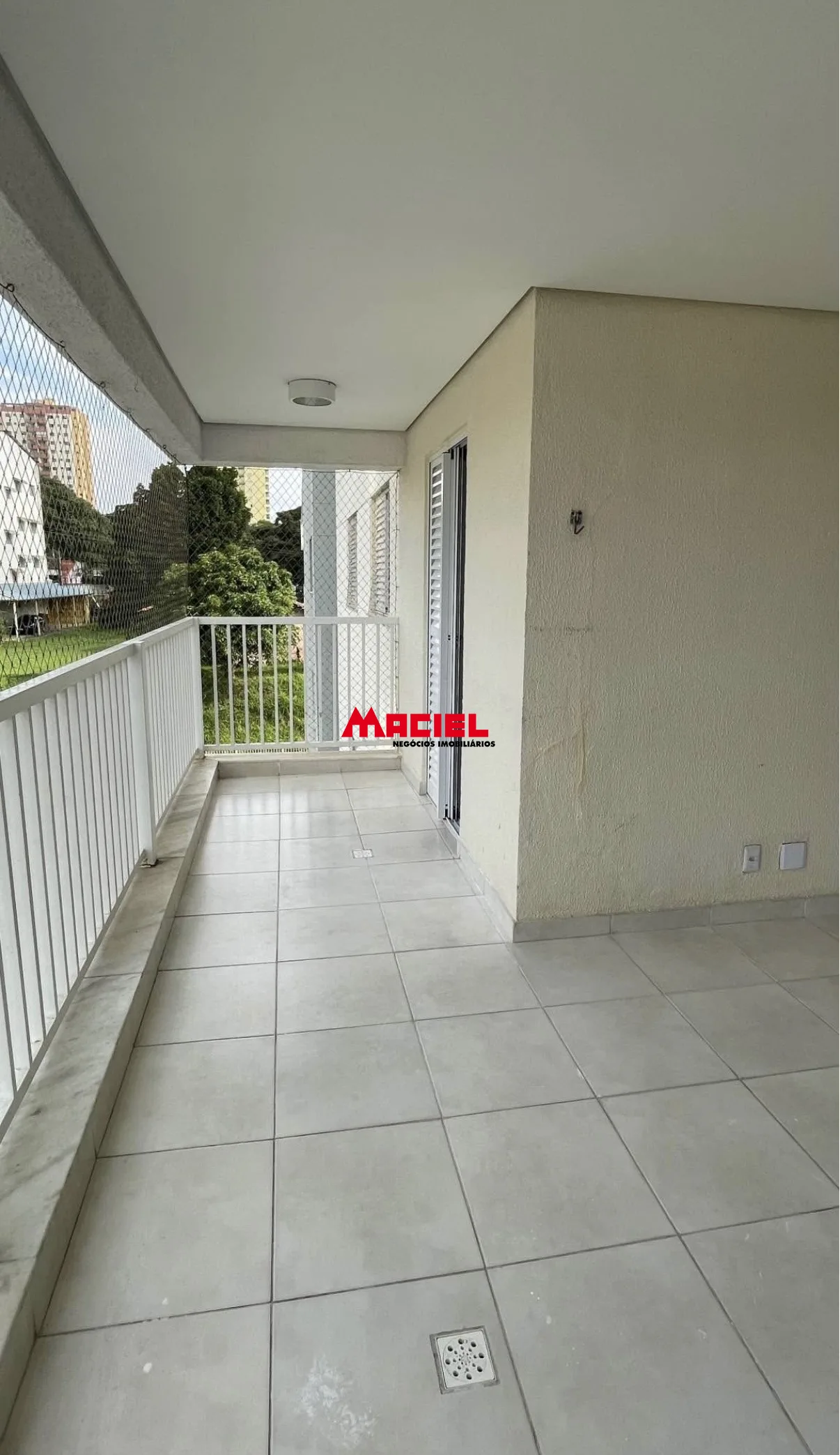 Alugar Apartamento / Padr&atilde;o em S&atilde;o Jos&eacute; dos Campos R$ 5.000,00 - Foto 3