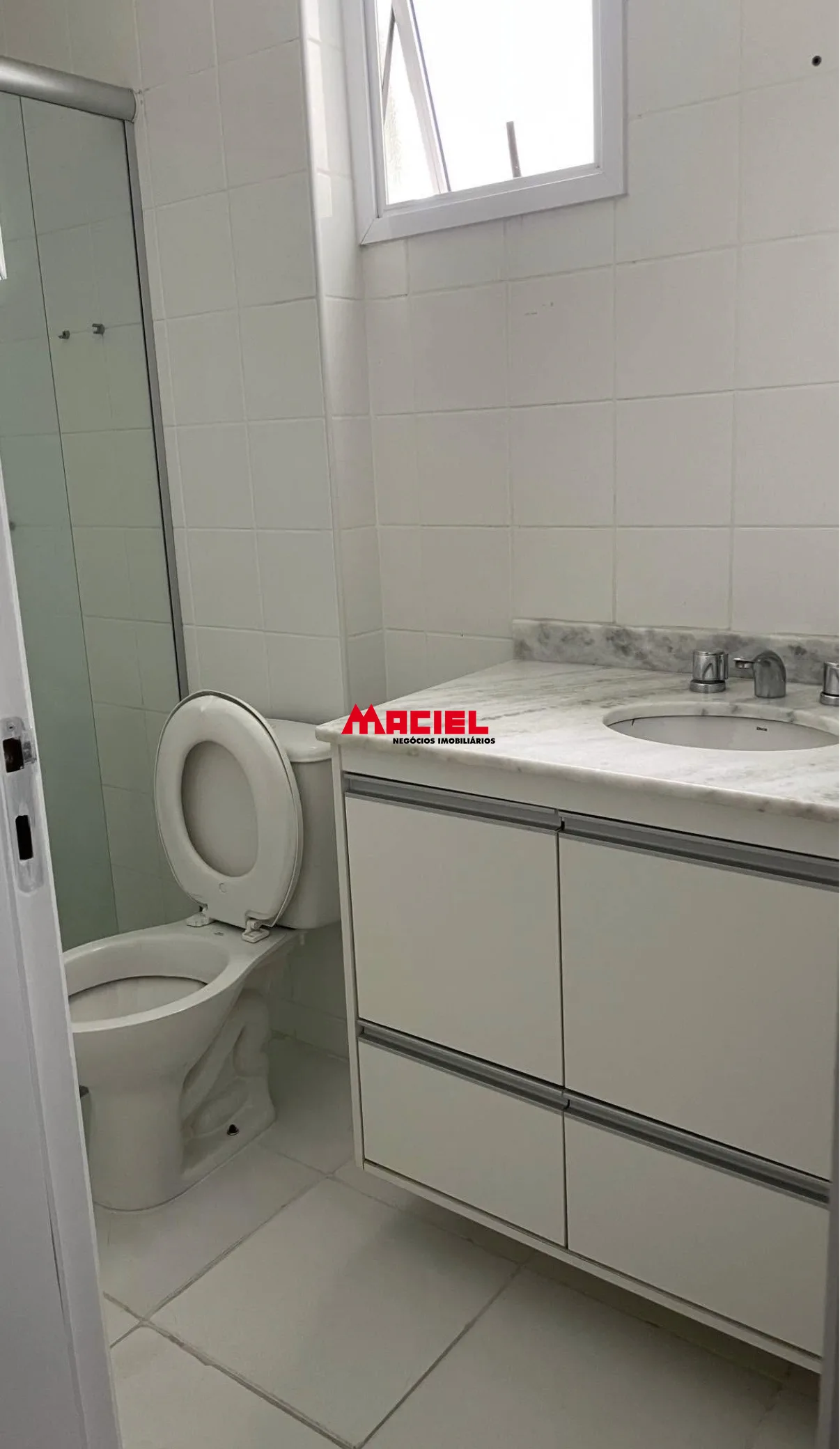 Alugar Apartamento / Padr&atilde;o em S&atilde;o Jos&eacute; dos Campos R$ 5.000,00 - Foto 9