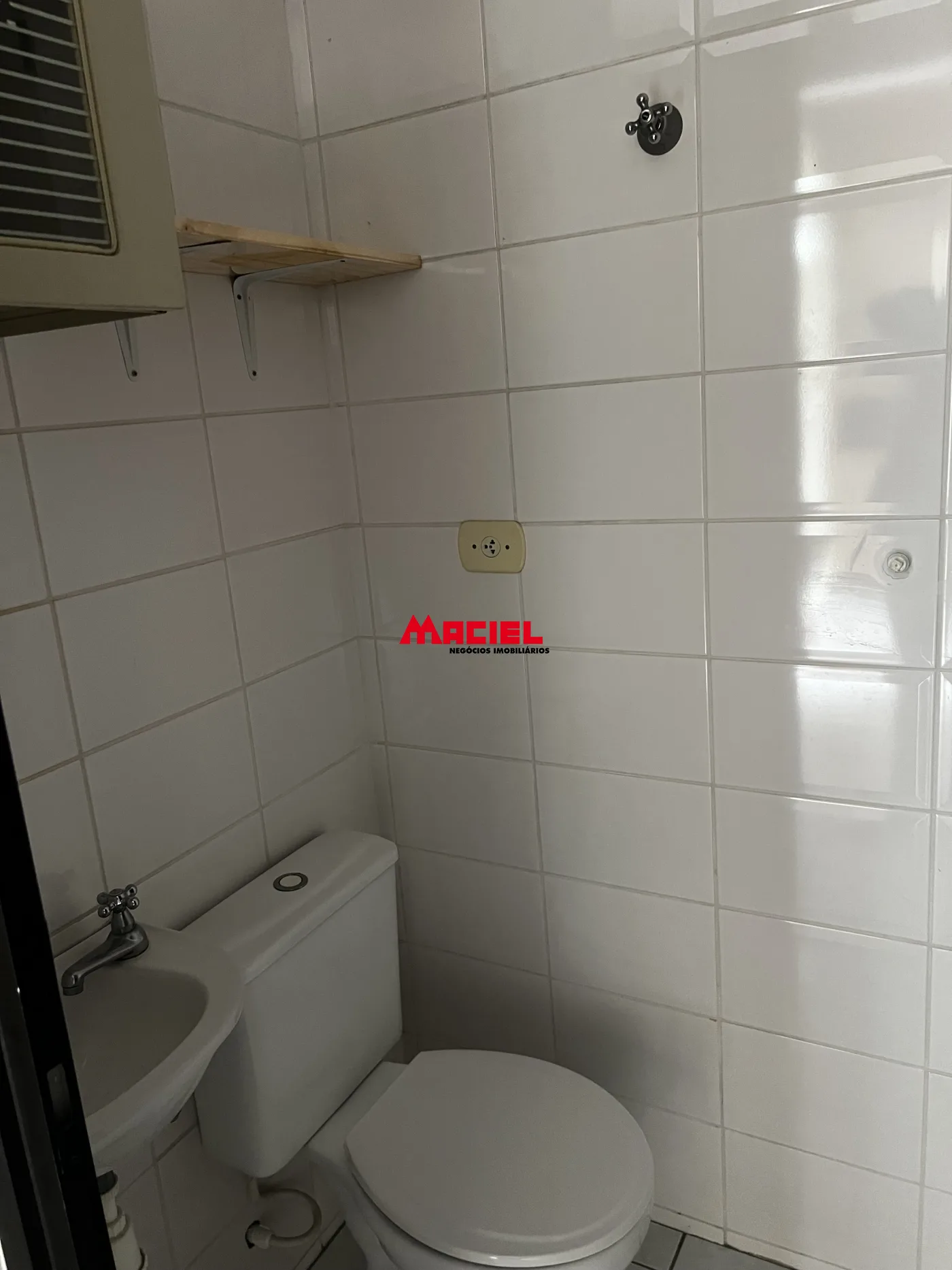 Comprar Casa / Condom&iacute;nio em S&atilde;o Jos&eacute; dos Campos R$ 950.000,00 - Foto 3