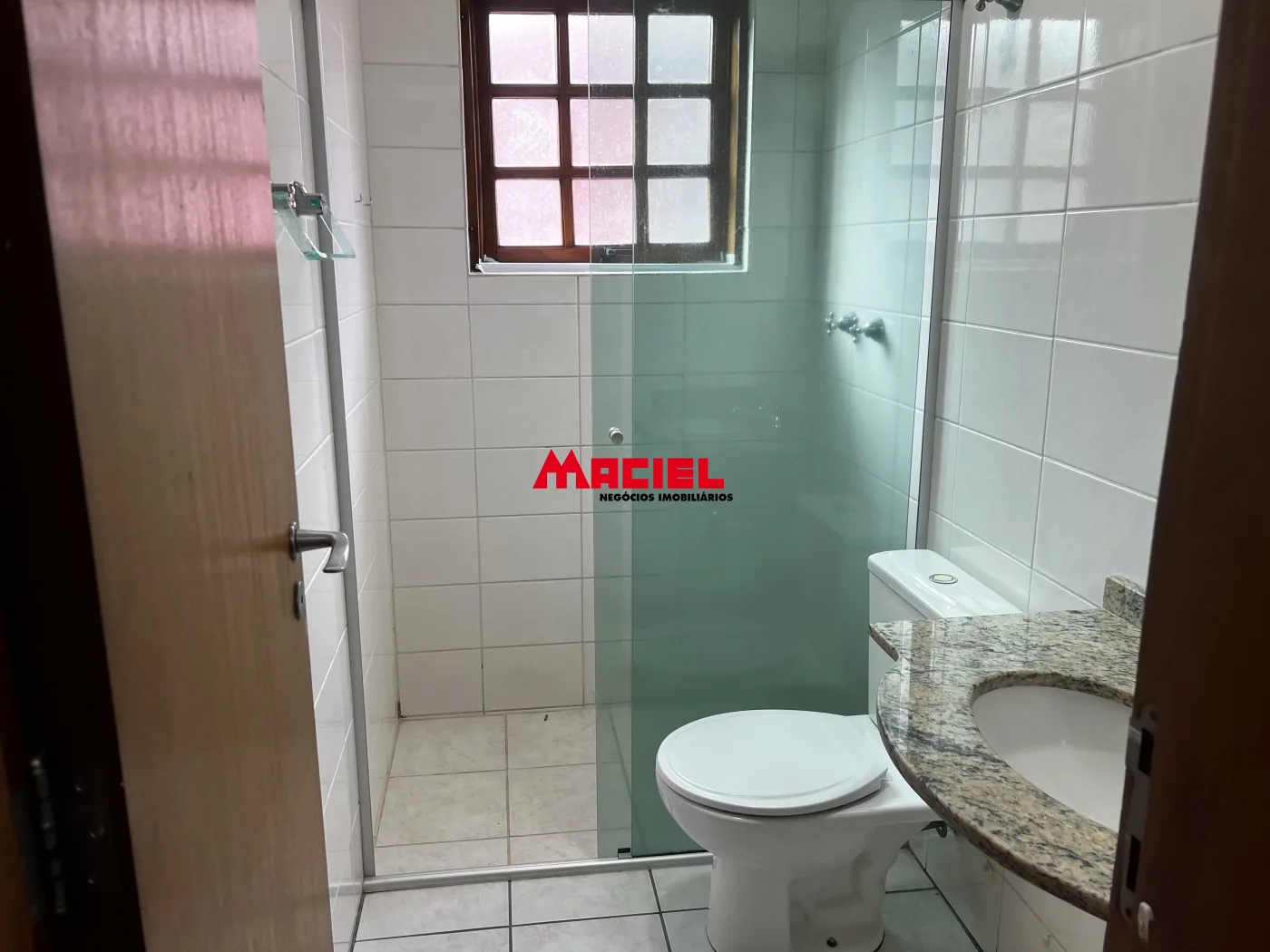 Comprar Casa / Condom&iacute;nio em S&atilde;o Jos&eacute; dos Campos R$ 950.000,00 - Foto 4