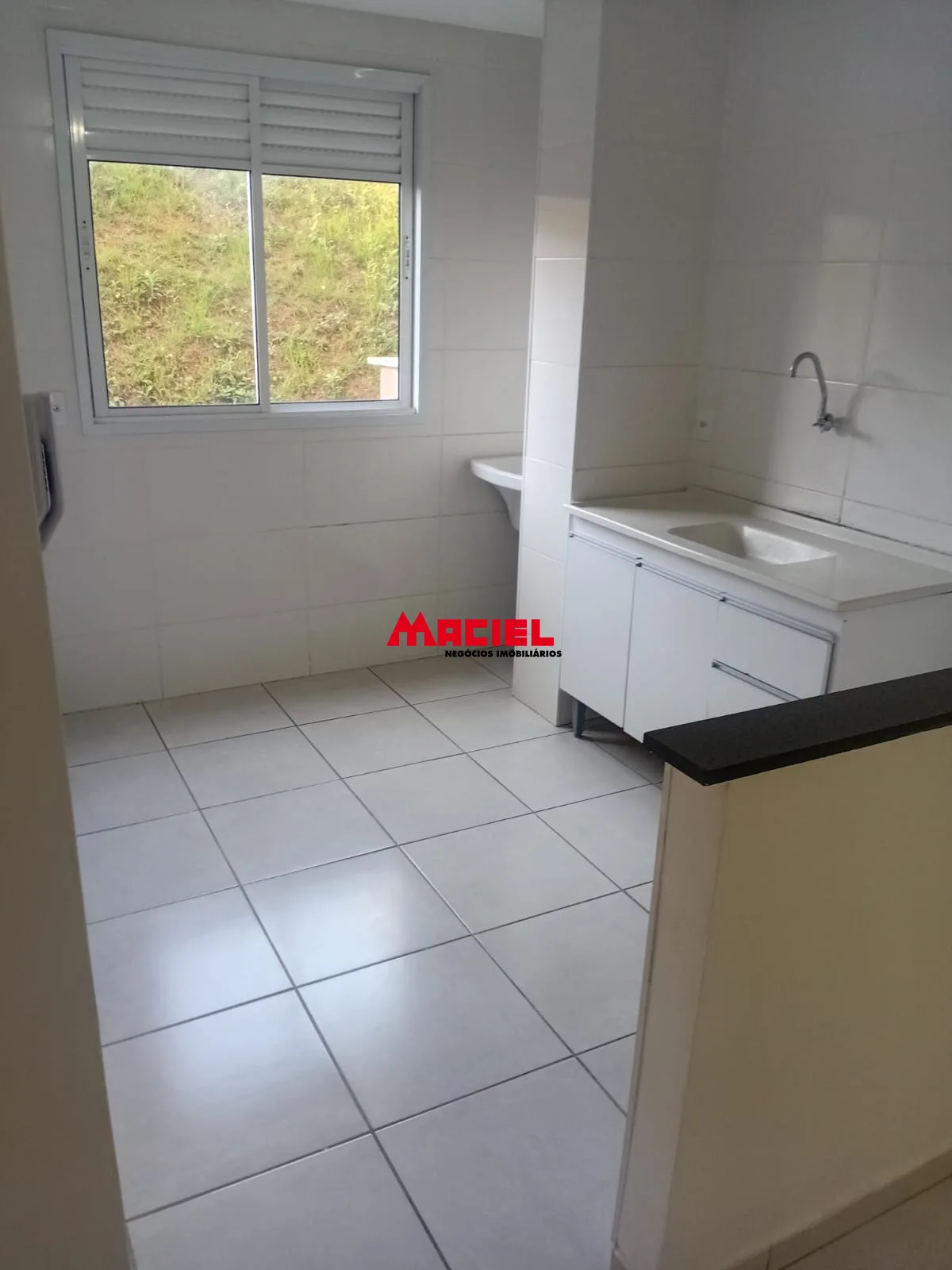 Alugar Apartamento / Padr&atilde;o em S&atilde;o Jos&eacute; dos Campos R$ 1.100,00 - Foto 3