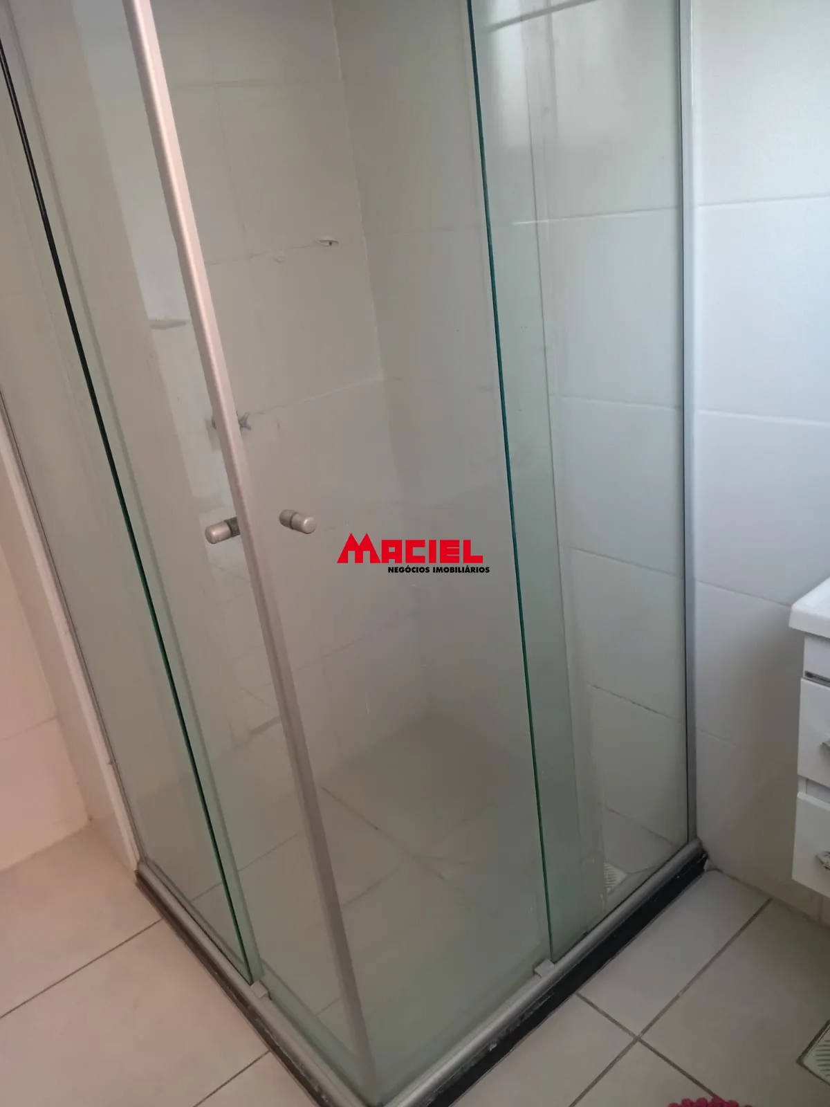 Alugar Apartamento / Padr&atilde;o em S&atilde;o Jos&eacute; dos Campos R$ 1.100,00 - Foto 10