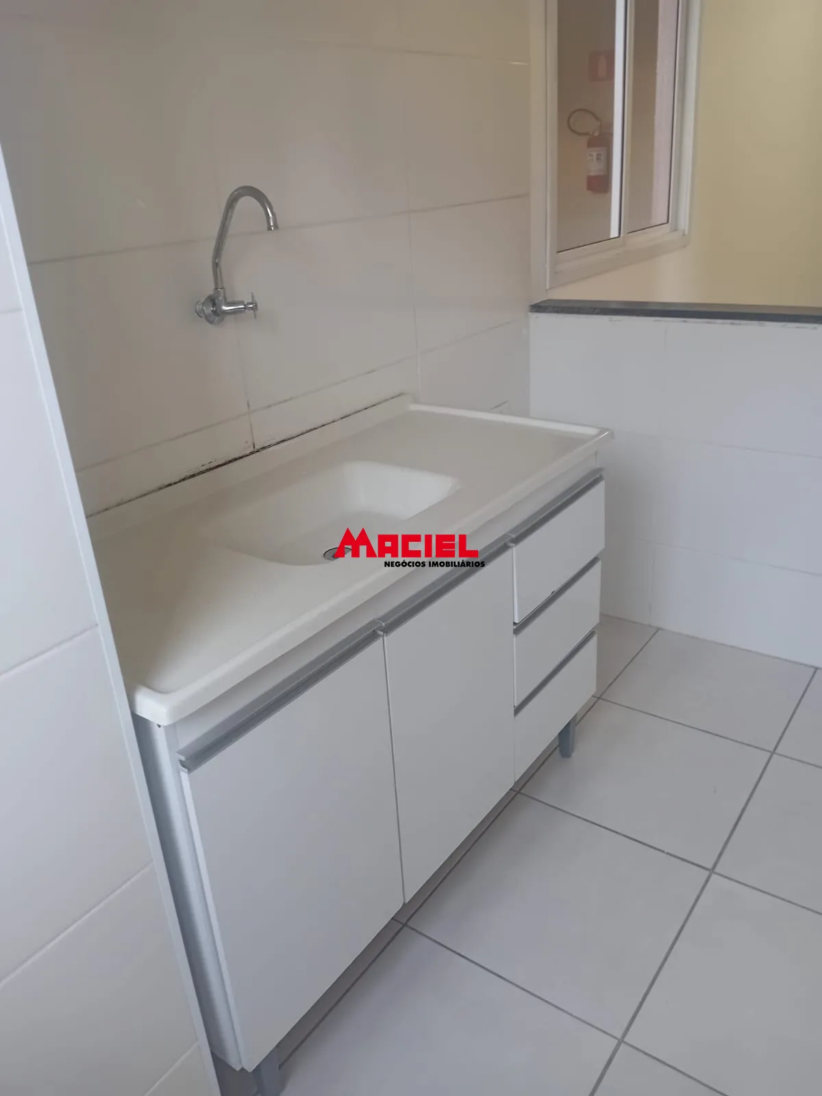 Alugar Apartamento / Padr&atilde;o em S&atilde;o Jos&eacute; dos Campos R$ 1.100,00 - Foto 9