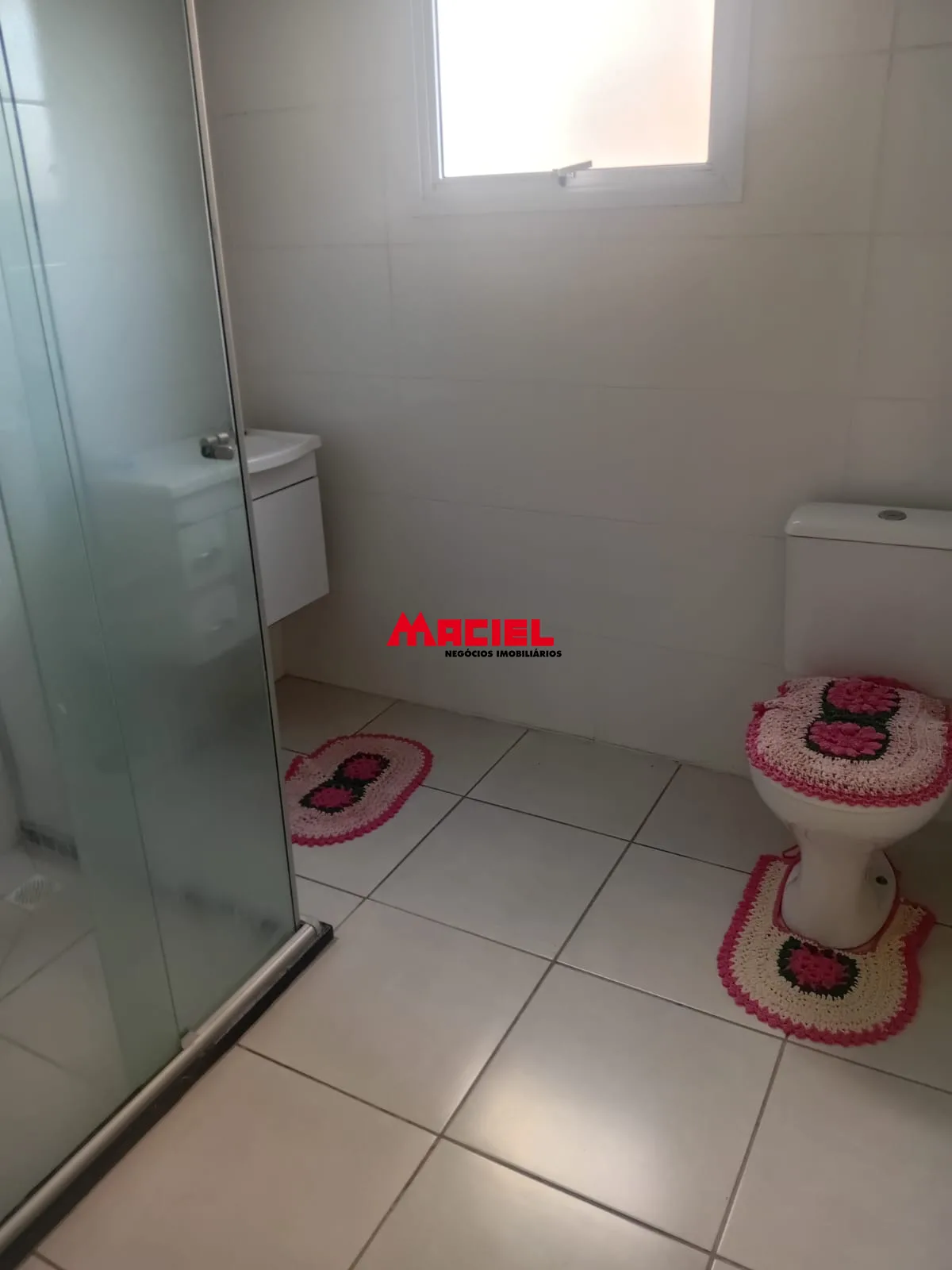 Alugar Apartamento / Padr&atilde;o em S&atilde;o Jos&eacute; dos Campos R$ 1.100,00 - Foto 12