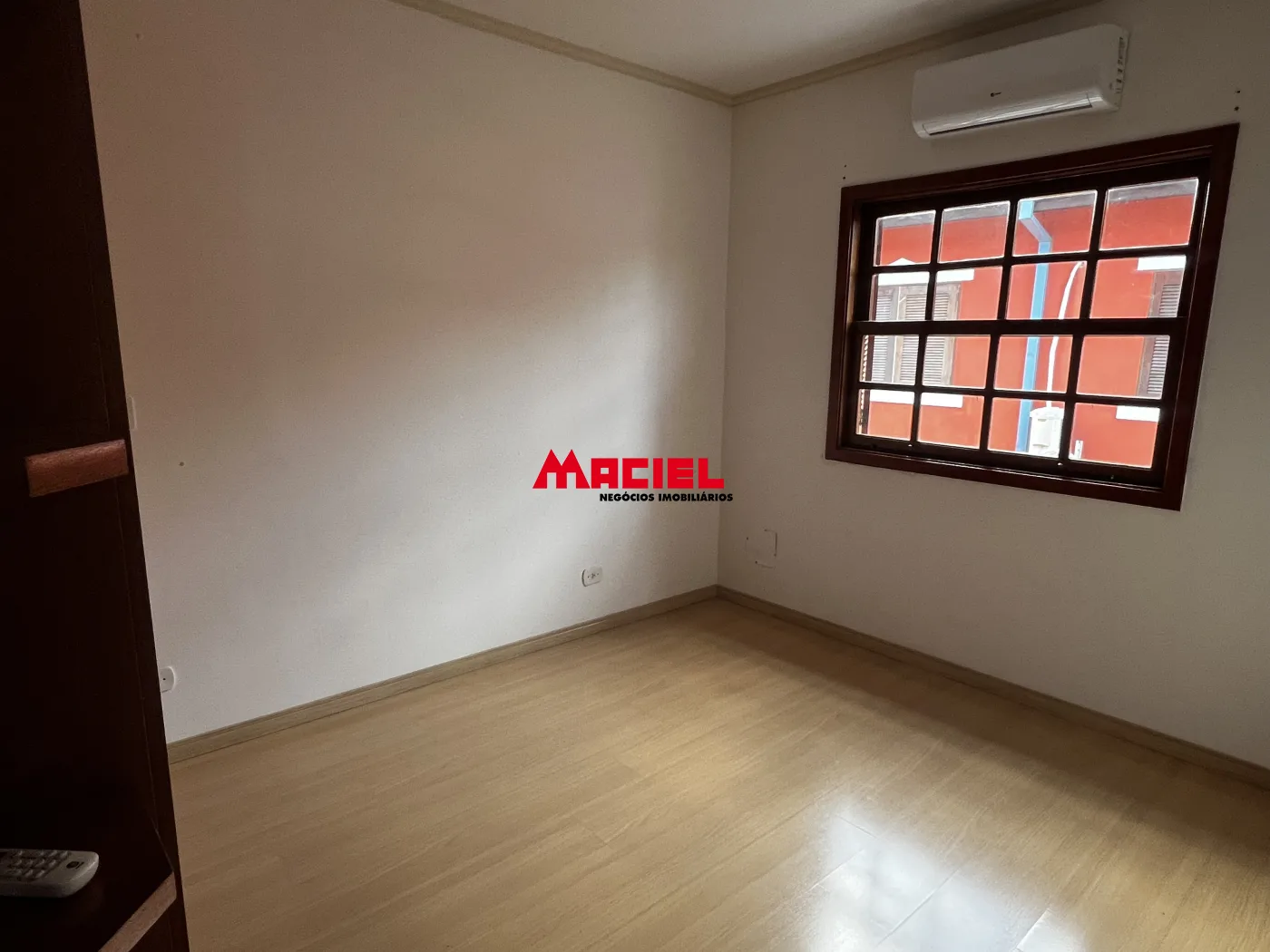 Comprar Casa / Condom&iacute;nio em S&atilde;o Jos&eacute; dos Campos R$ 1.300.000,00 - Foto 2