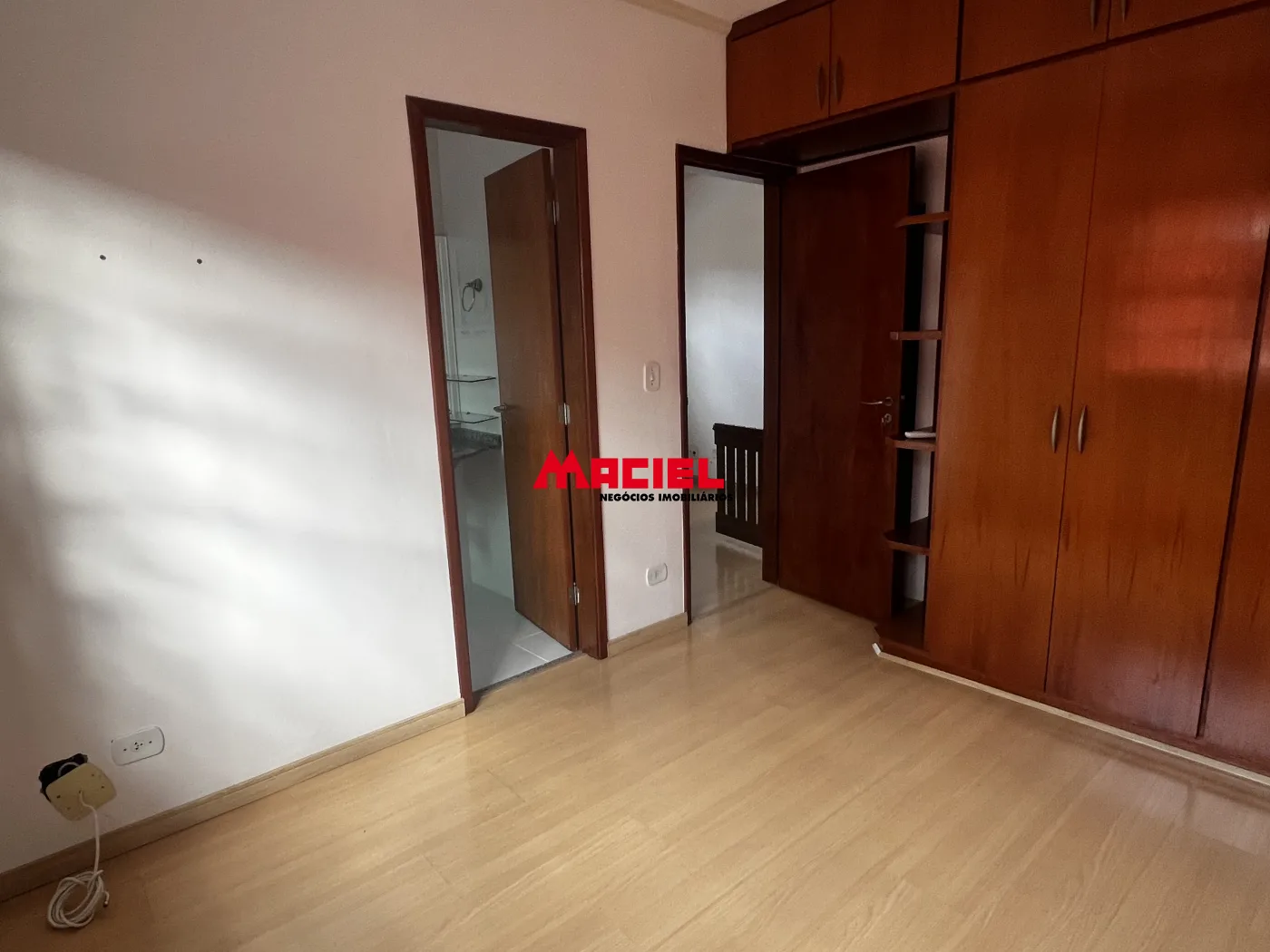 Comprar Casa / Condom&iacute;nio em S&atilde;o Jos&eacute; dos Campos R$ 1.300.000,00 - Foto 4