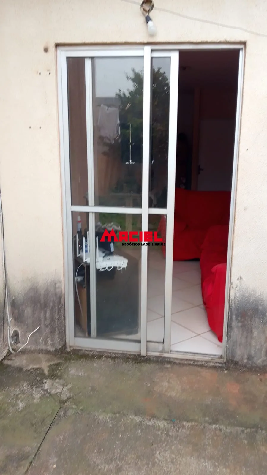 Comprar Casa / Padr&atilde;o em S&atilde;o Jos&eacute; dos Campos R$ 235.000,00 - Foto 4