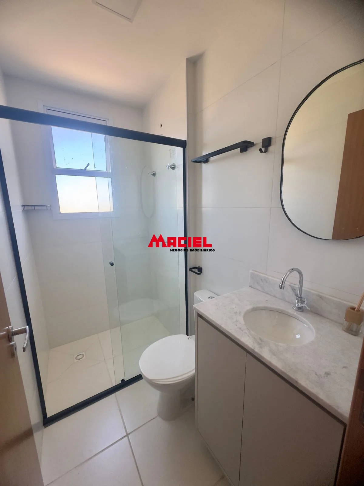 Alugar Apartamento / Padr&atilde;o em S&atilde;o Jos&eacute; dos Campos R$ 4.000,00 - Foto 2