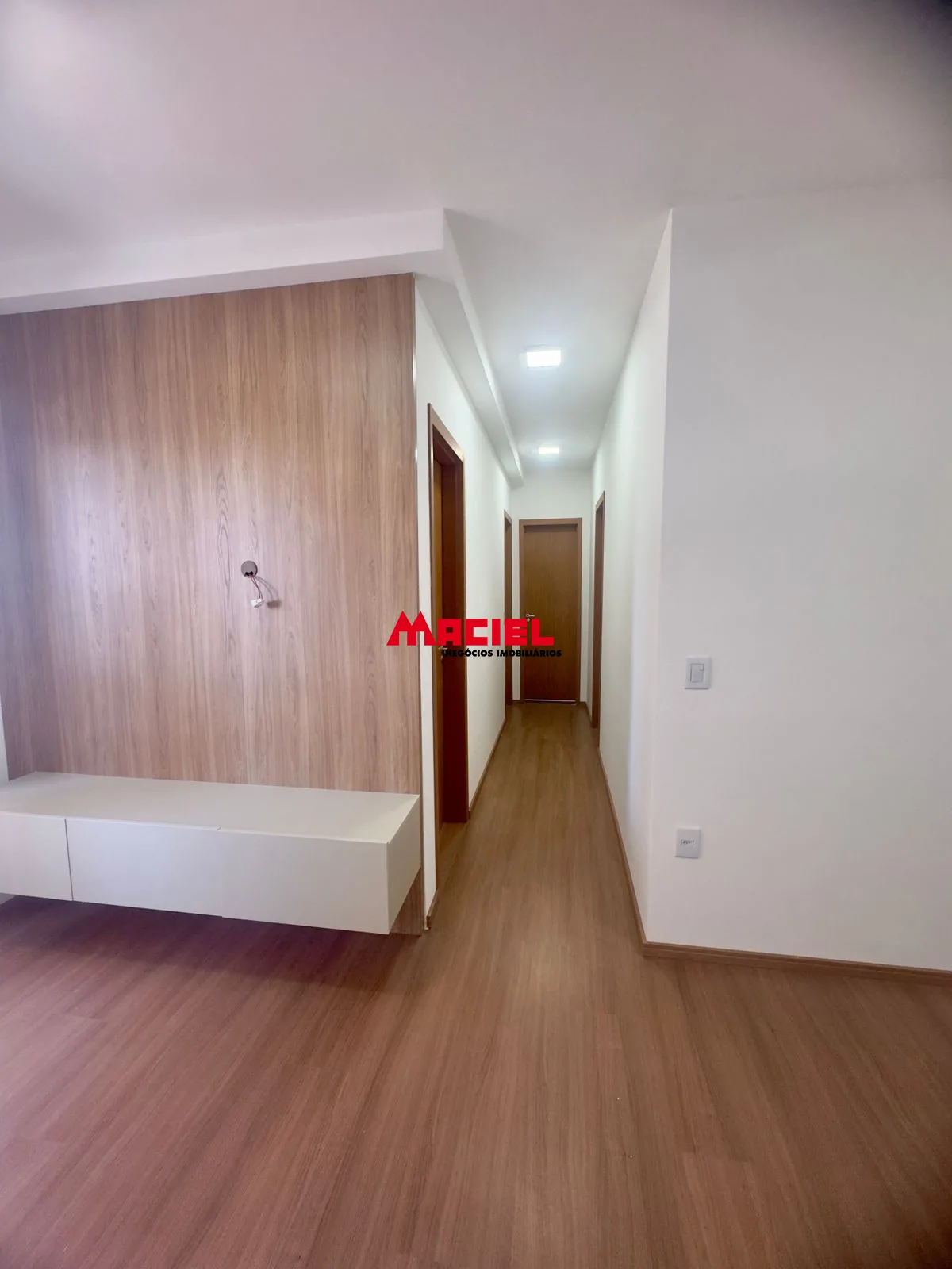 Alugar Apartamento / Padr&atilde;o em S&atilde;o Jos&eacute; dos Campos R$ 4.000,00 - Foto 5