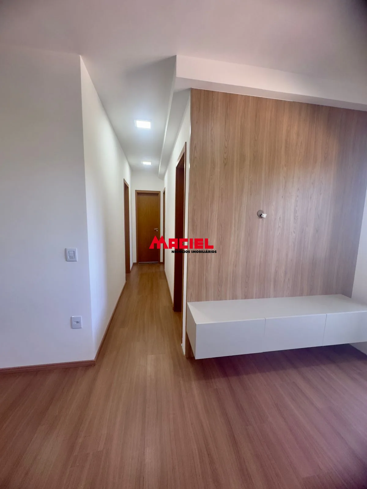 Alugar Apartamento / Padr&atilde;o em S&atilde;o Jos&eacute; dos Campos R$ 4.000,00 - Foto 7