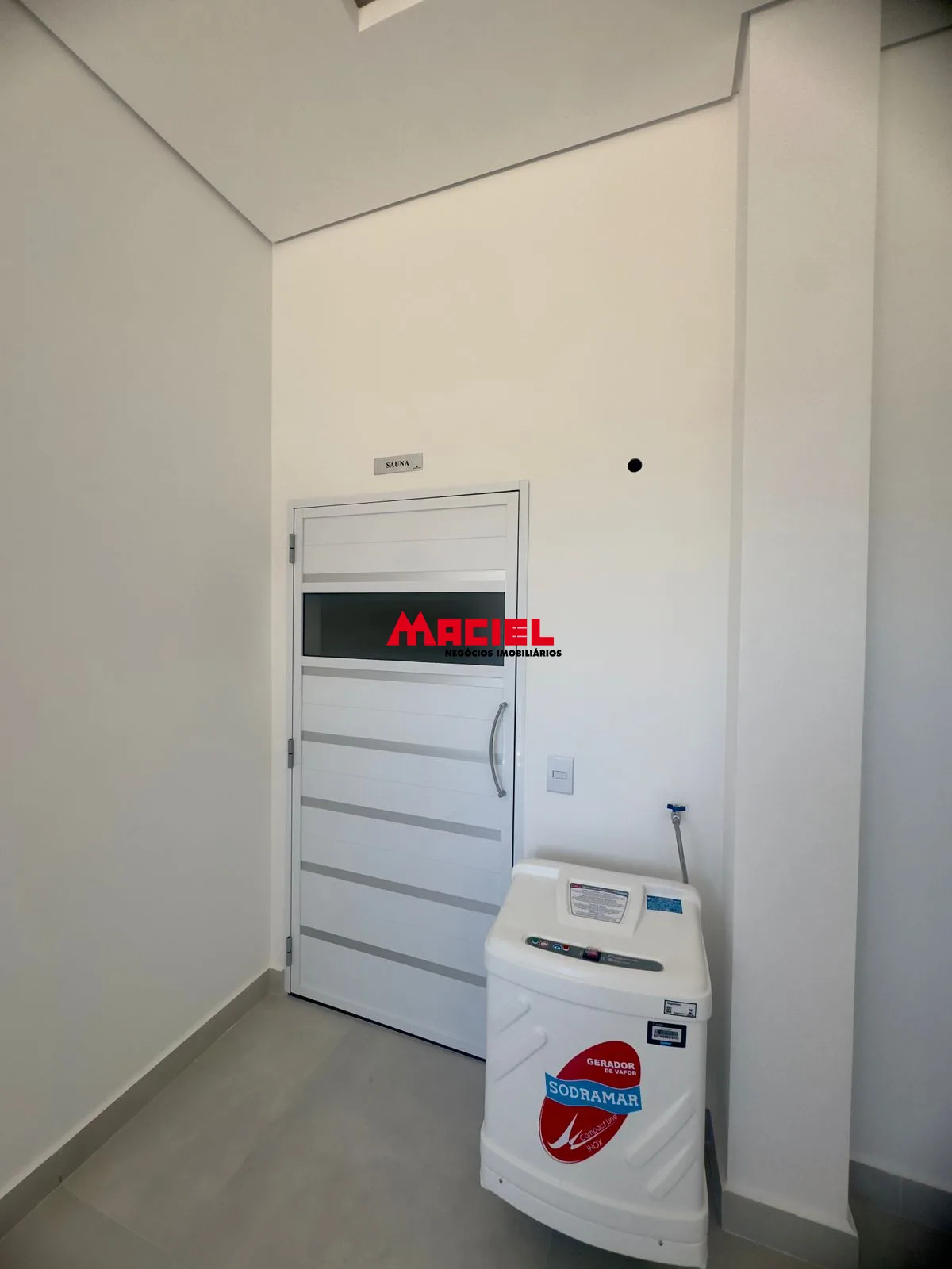 Alugar Apartamento / Padr&atilde;o em S&atilde;o Jos&eacute; dos Campos R$ 4.000,00 - Foto 8