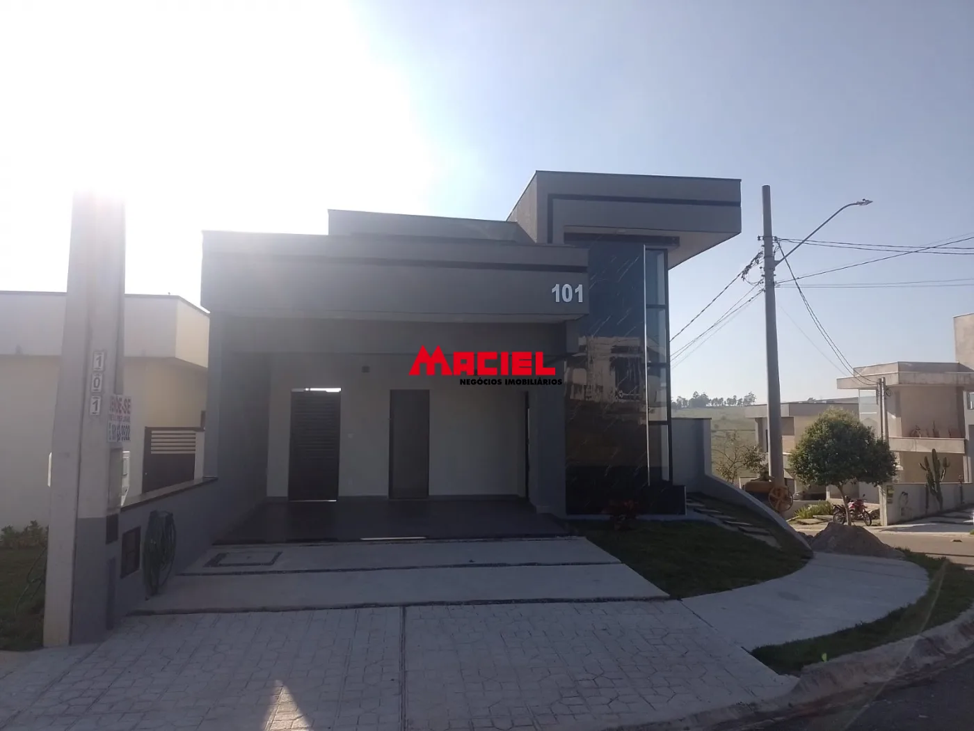 Comprar Casa / Condom&iacute;nio em Ca&ccedil;apava R$ 910.000,00 - Foto 2