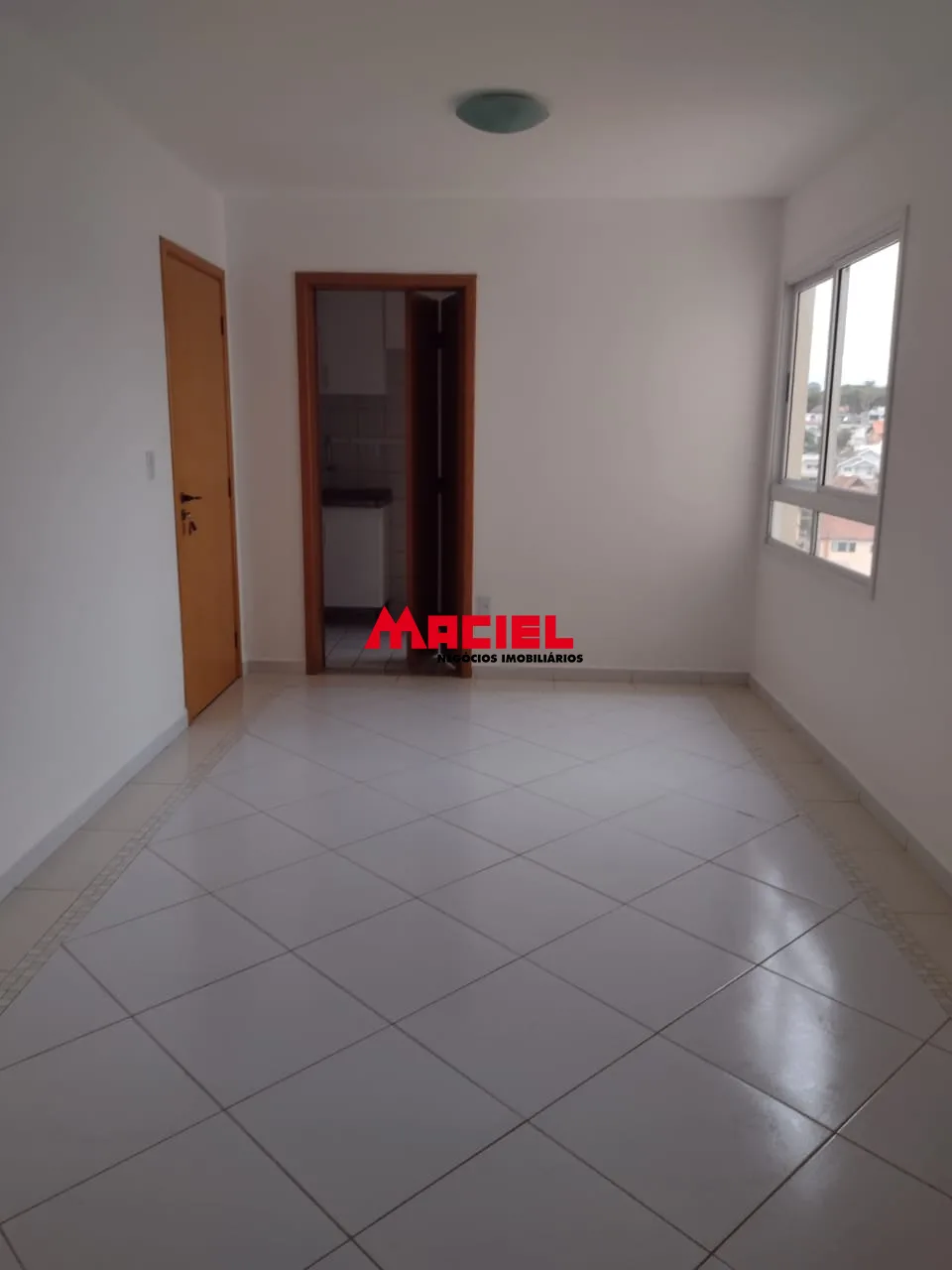 Alugar Apartamento / Padr&atilde;o em S&atilde;o Jos&eacute; dos Campos R$ 2.500,00 - Foto 1
