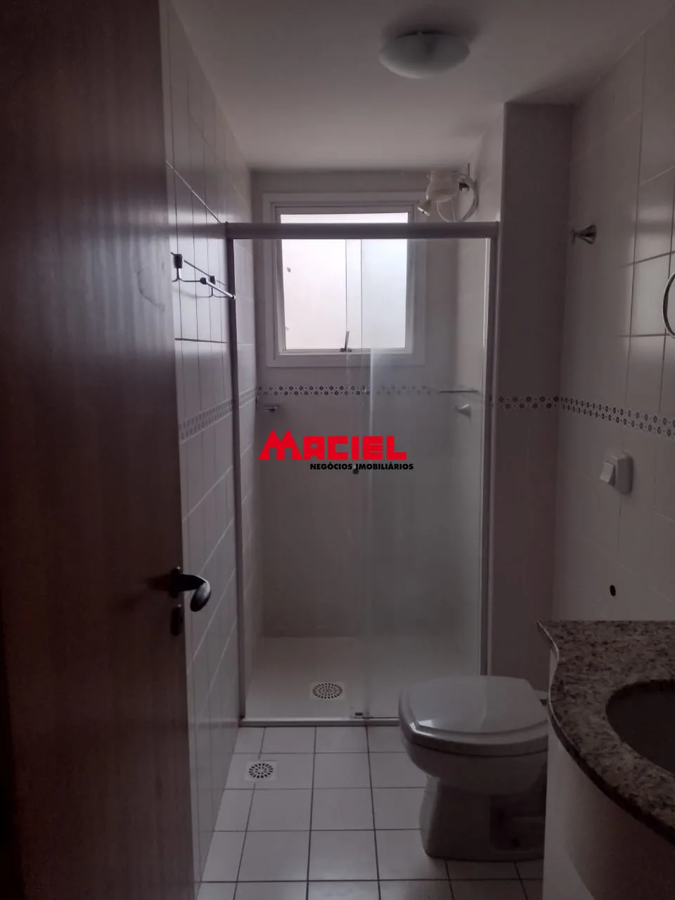 Alugar Apartamento / Padr&atilde;o em S&atilde;o Jos&eacute; dos Campos R$ 2.500,00 - Foto 4