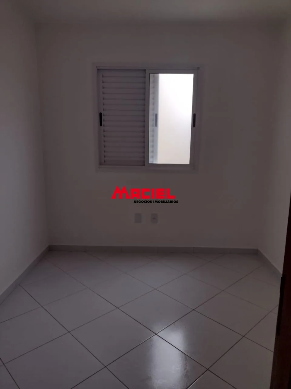 Alugar Apartamento / Padr&atilde;o em S&atilde;o Jos&eacute; dos Campos R$ 2.500,00 - Foto 8
