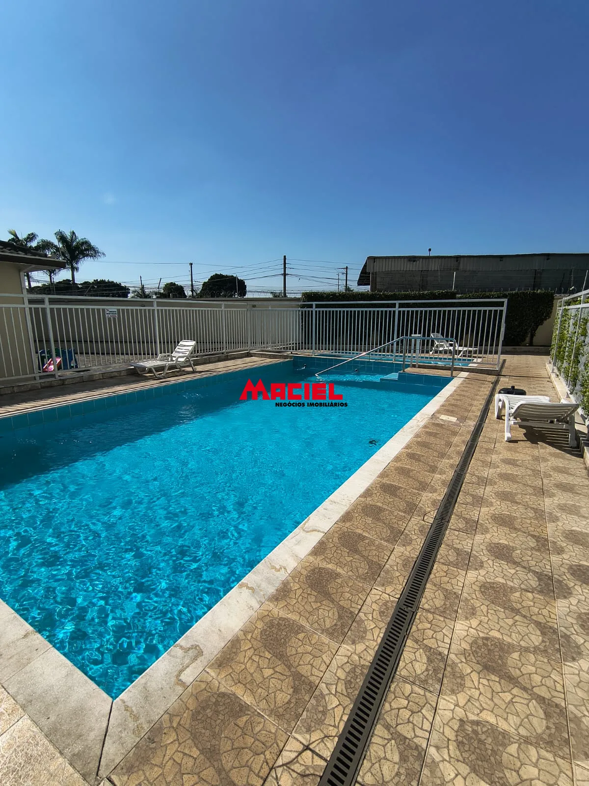 Comprar Apartamento / Padr&atilde;o em S&atilde;o Jos&eacute; dos Campos R$ 325.000,00 - Foto 2