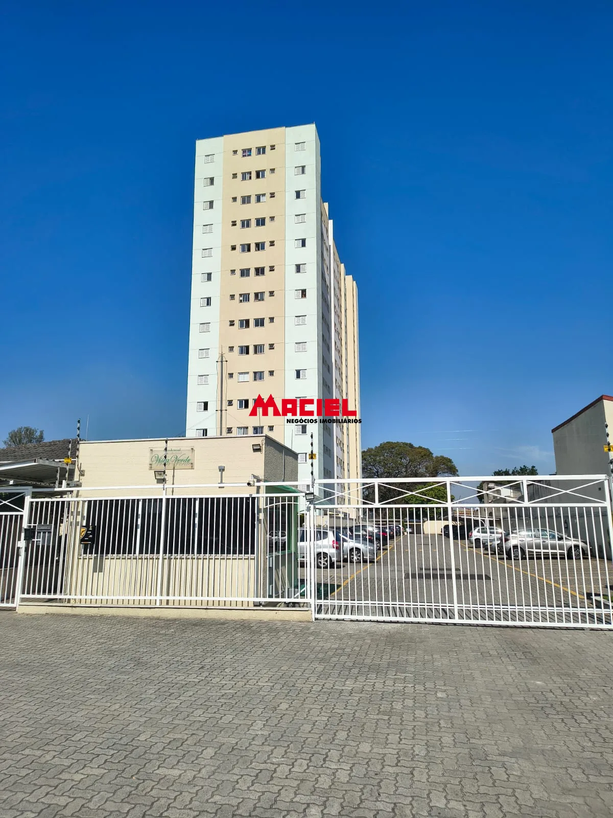 Comprar Apartamento / Padr&atilde;o em S&atilde;o Jos&eacute; dos Campos R$ 325.000,00 - Foto 14