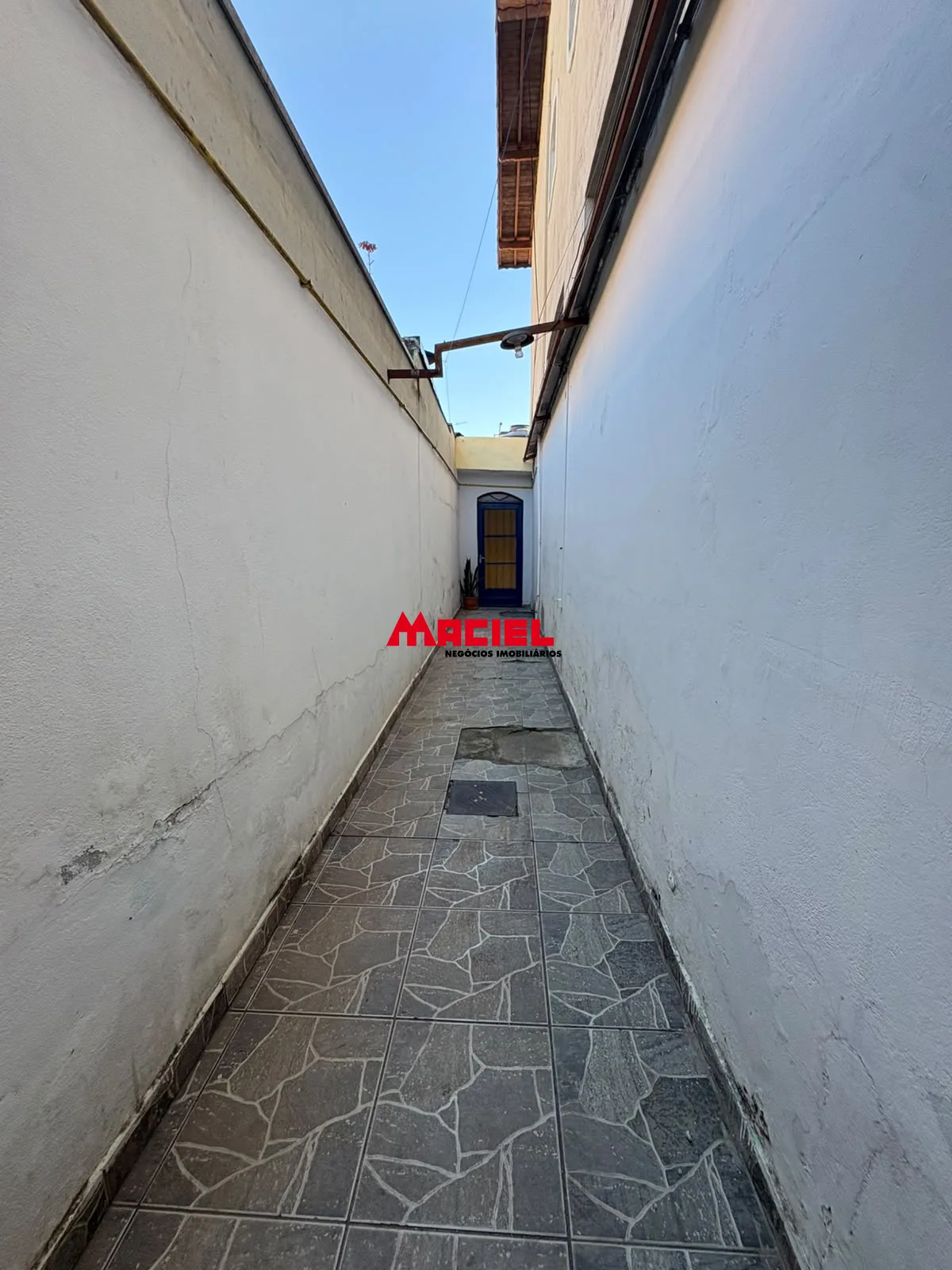 Alugar Casa / Ed&iacute;cula em S&atilde;o Jos&eacute; dos Campos R$ 1.500,00 - Foto 3