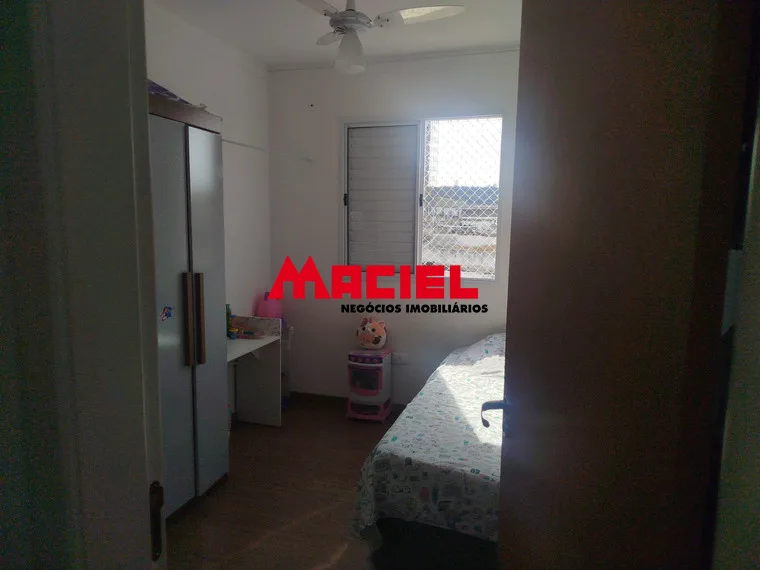 Comprar Apartamento / Padr&atilde;o em S&atilde;o Jos&eacute; dos Campos R$ 300.000,00 - Foto 2