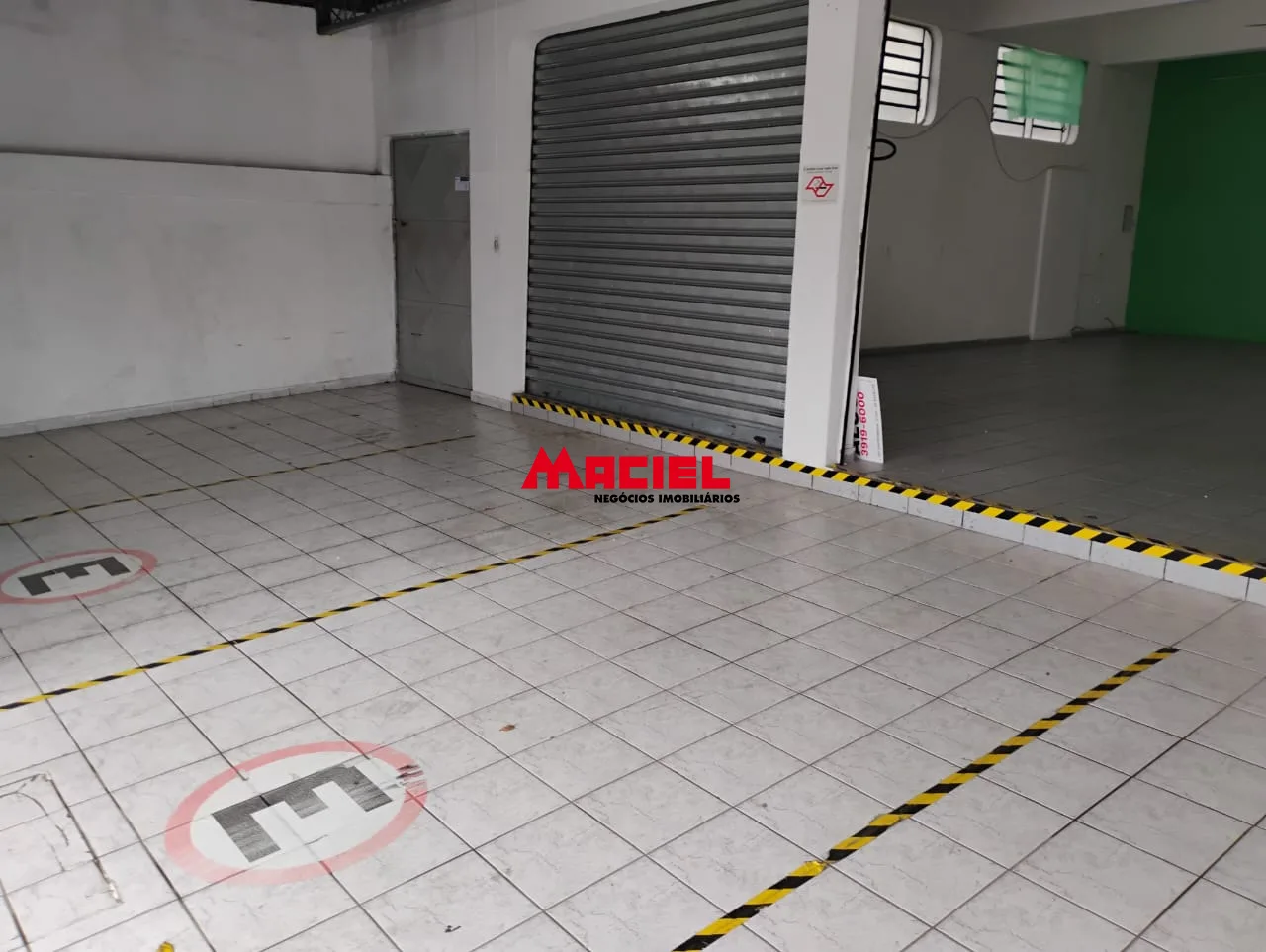 Alugar Comercial / Ponto Comercial em S&atilde;o Jos&eacute; dos Campos R$ 4.200,00 - Foto 4