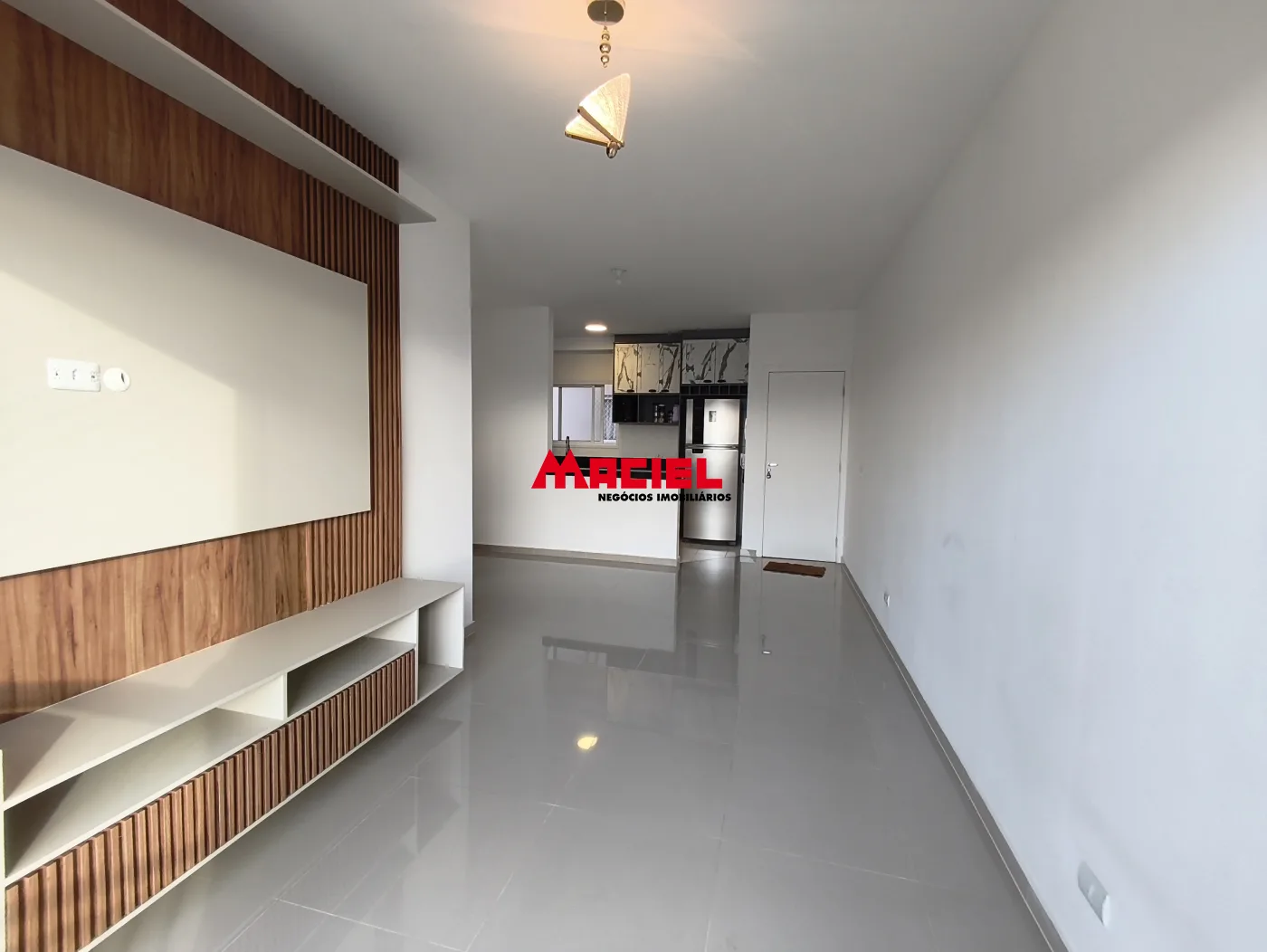 Alugar Apartamento / Padr&atilde;o em S&atilde;o Jos&eacute; dos Campos R$ 1.900,00 - Foto 4