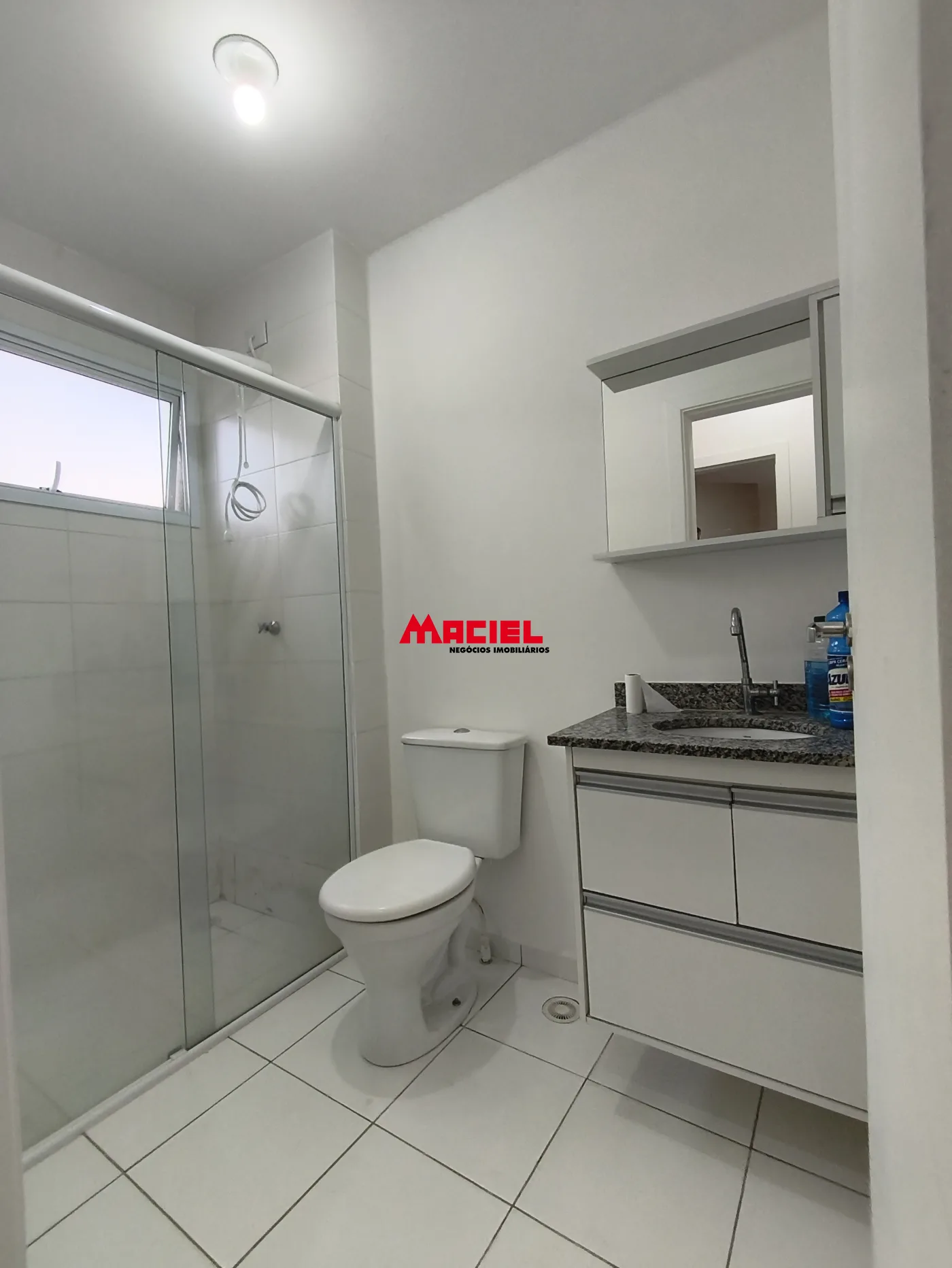 Alugar Apartamento / Padr&atilde;o em S&atilde;o Jos&eacute; dos Campos R$ 1.900,00 - Foto 9