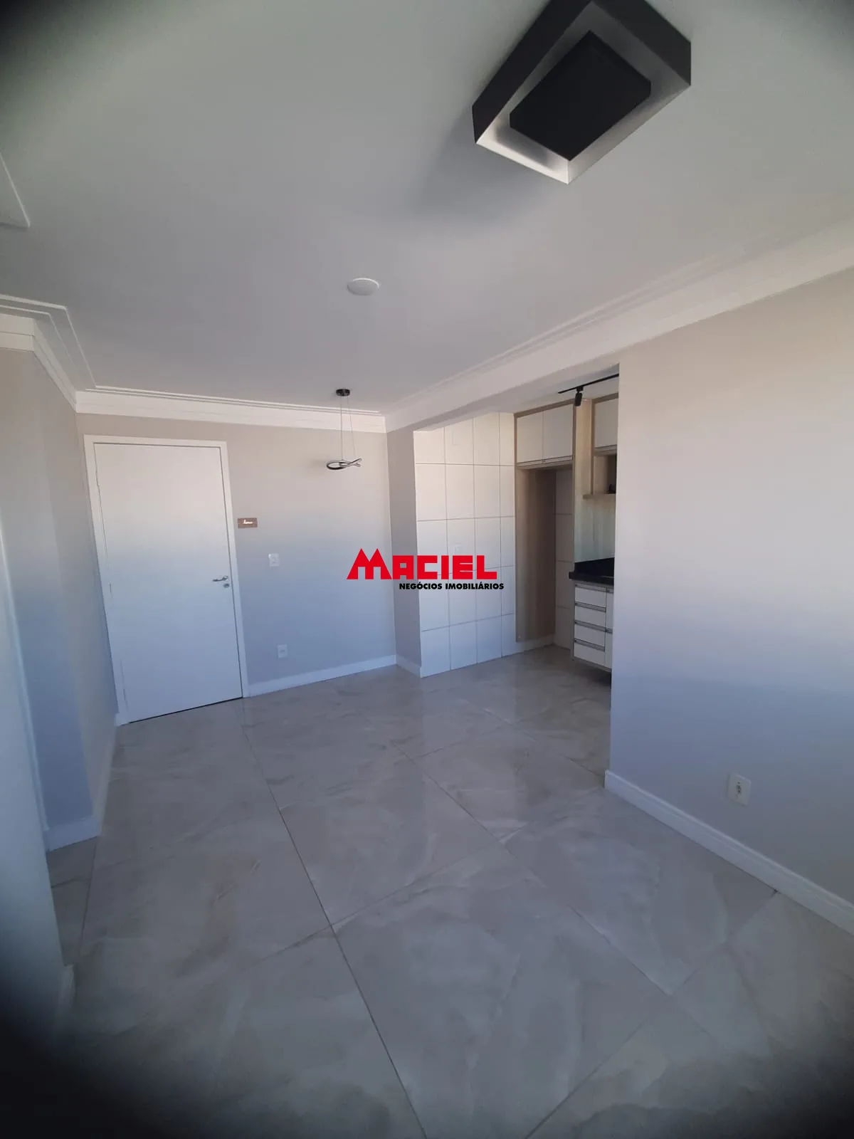 Alugar Apartamento / Padr&atilde;o em S&atilde;o Jos&eacute; dos Campos R$ 2.000,00 - Foto 9