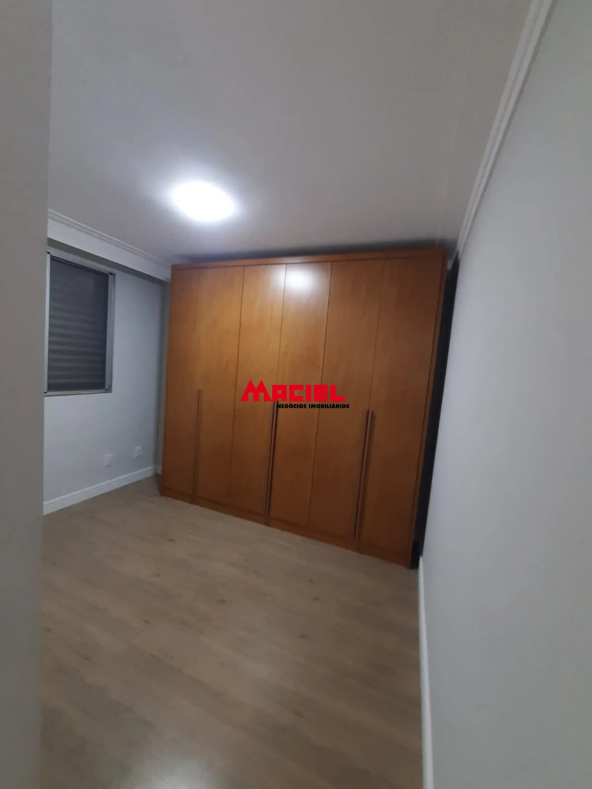 Alugar Apartamento / Padr&atilde;o em S&atilde;o Jos&eacute; dos Campos R$ 2.000,00 - Foto 14