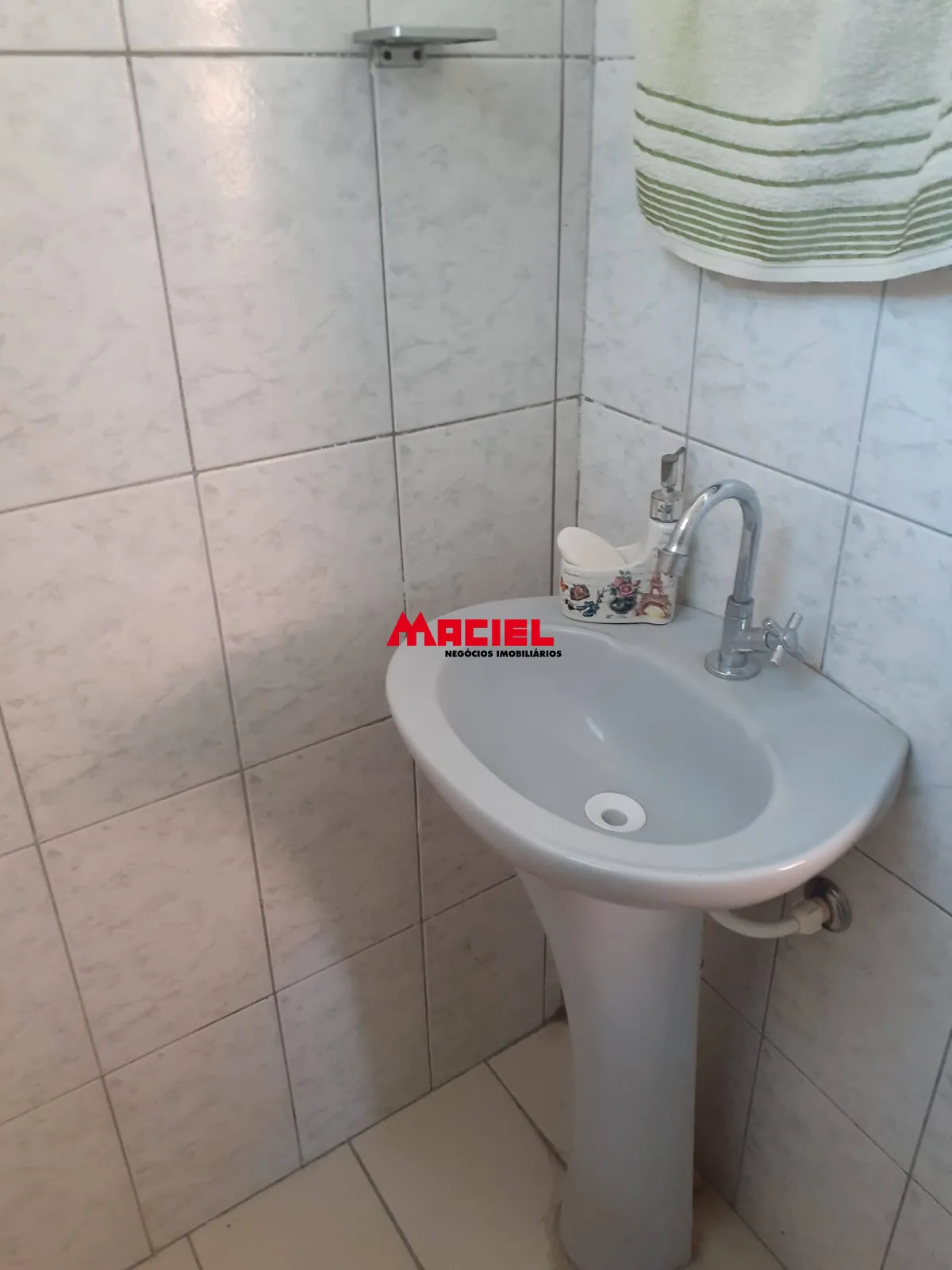 Comprar Casa / Padr&atilde;o em S&atilde;o Jos&eacute; dos Campos R$ 415.000,00 - Foto 15