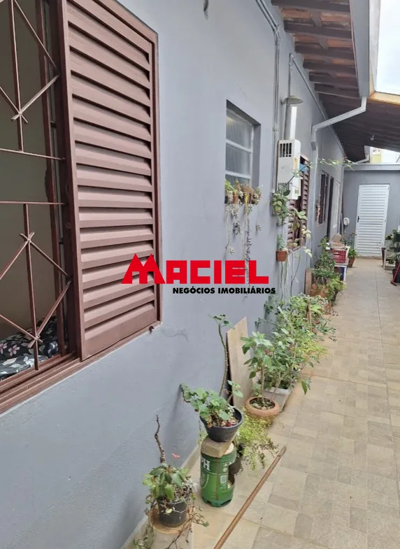 Comprar Casa / Padr&atilde;o em S&atilde;o Jos&eacute; dos Campos R$ 650.000,00 - Foto 3