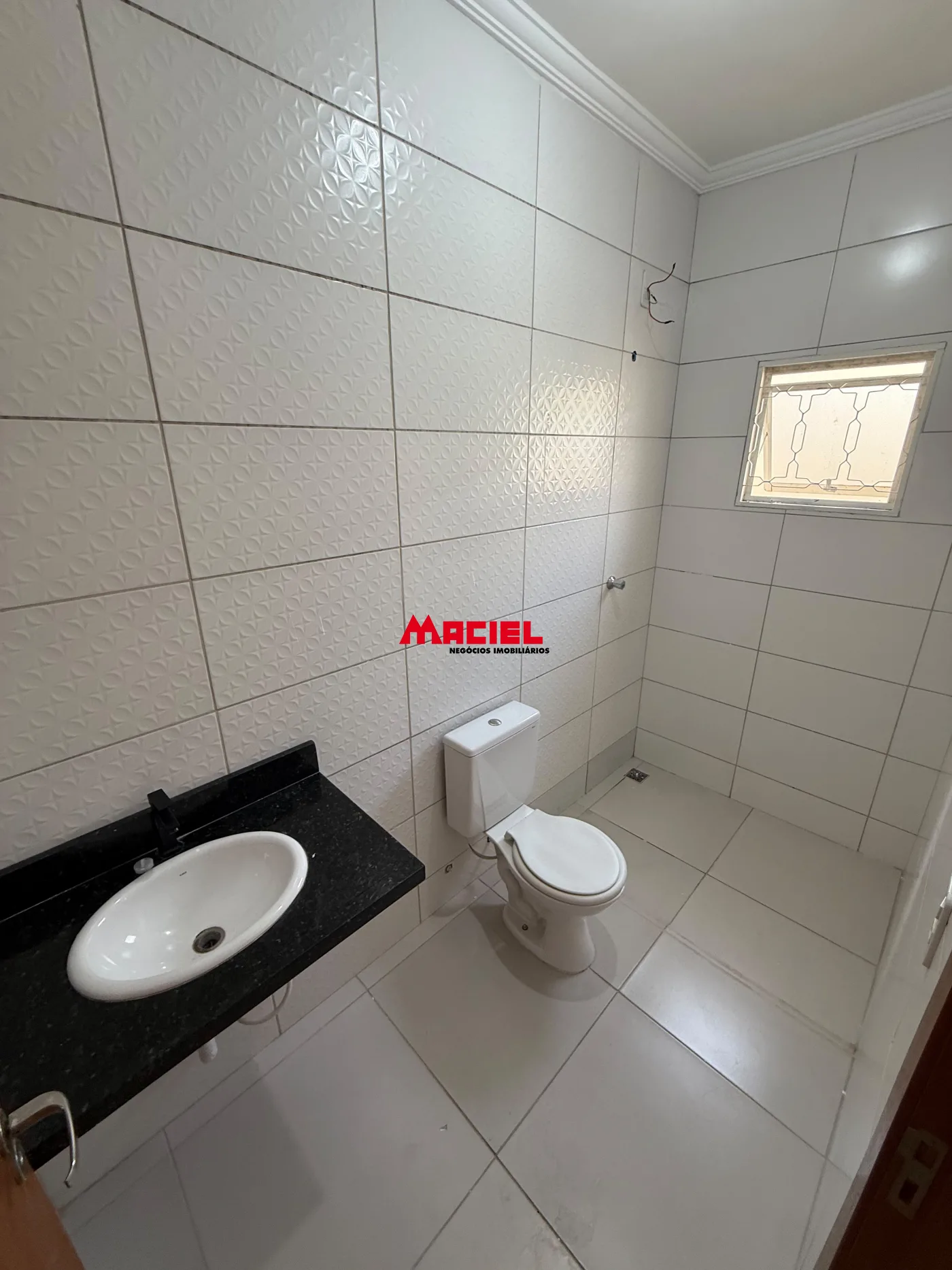 Comprar Casa / Padr&atilde;o em S&atilde;o Jos&eacute; dos Campos R$ 400.000,00 - Foto 8