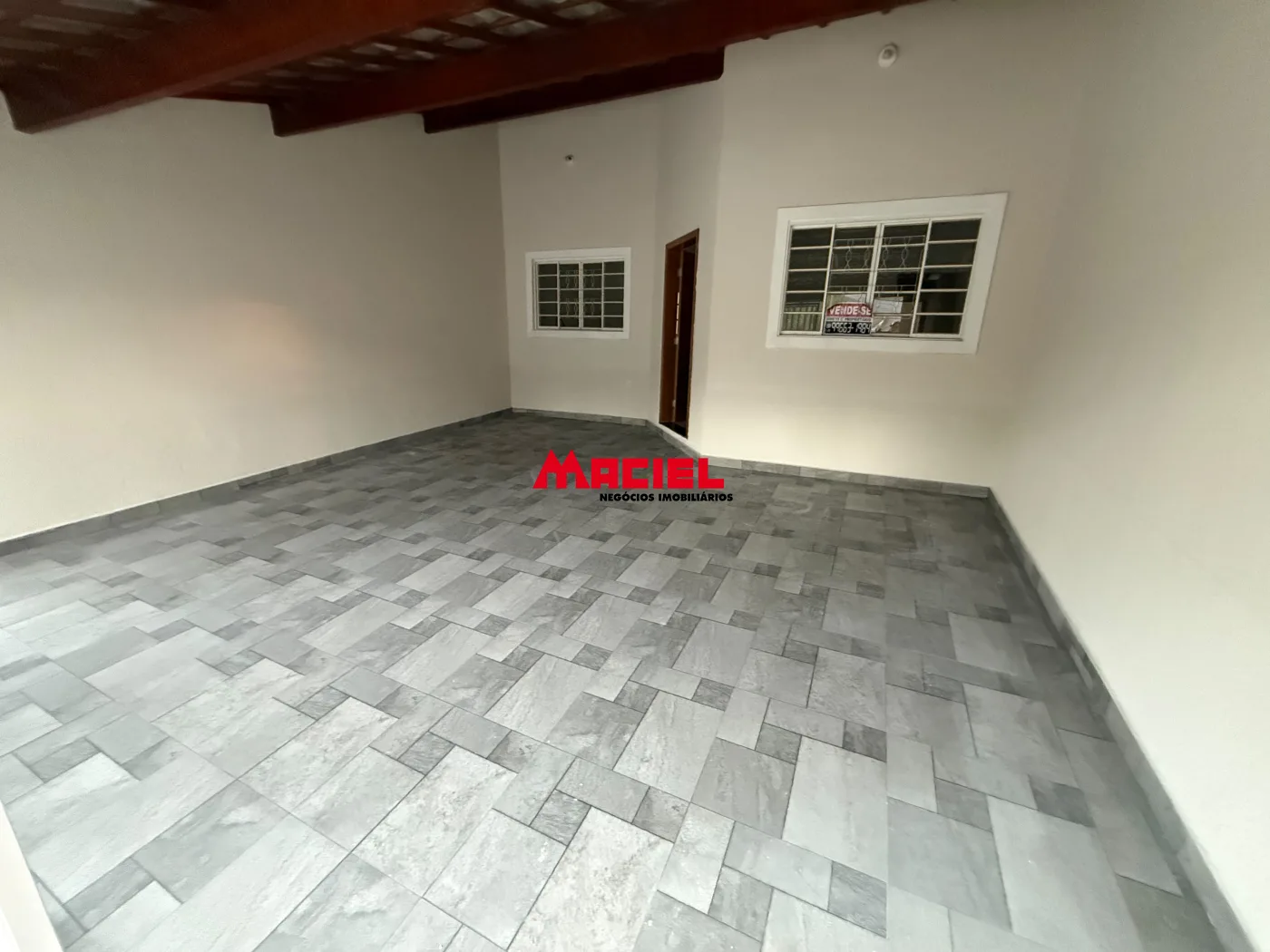 Comprar Casa / Padr&atilde;o em S&atilde;o Jos&eacute; dos Campos R$ 400.000,00 - Foto 1