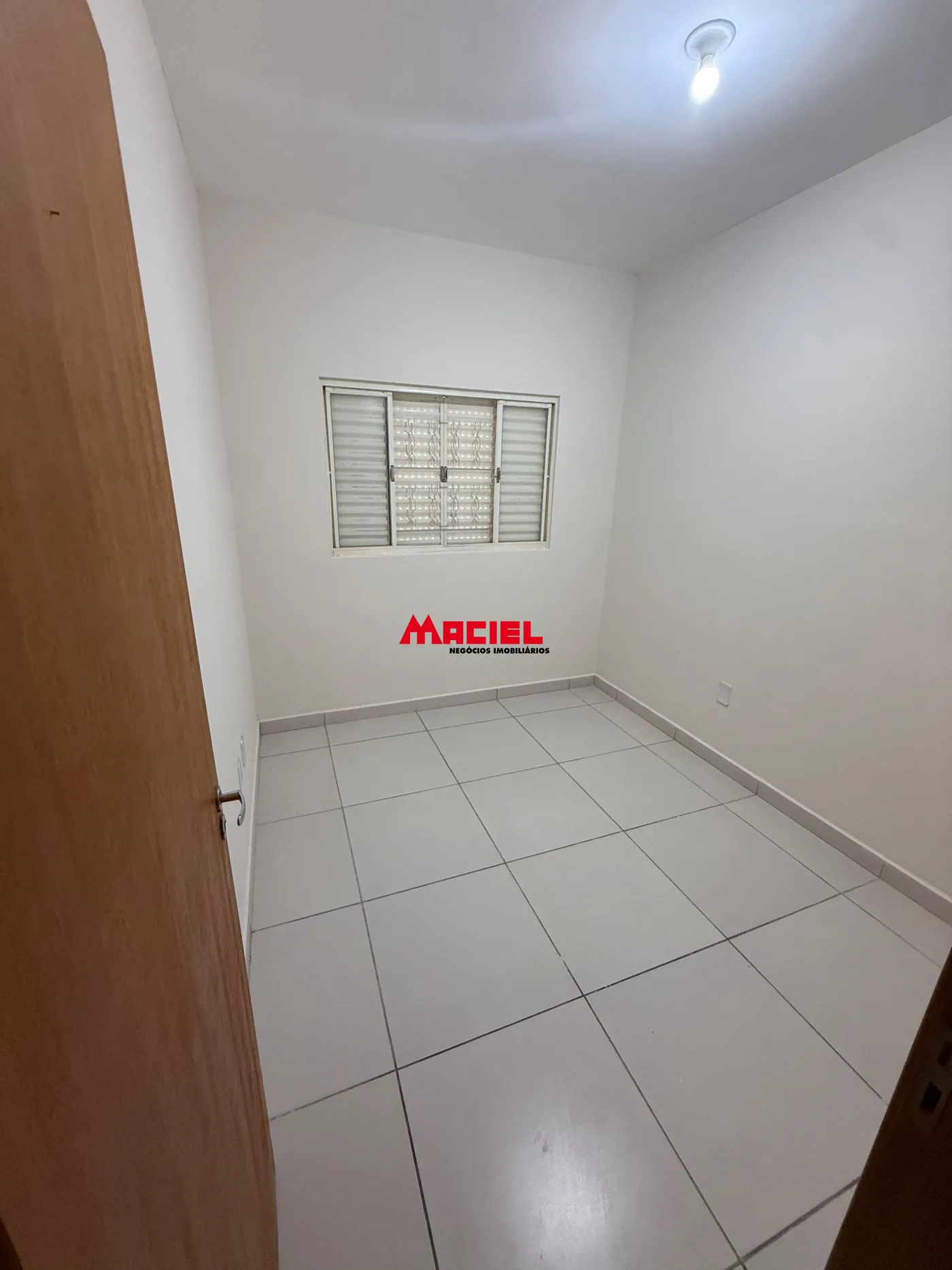 Comprar Casa / Padr&atilde;o em S&atilde;o Jos&eacute; dos Campos R$ 400.000,00 - Foto 5