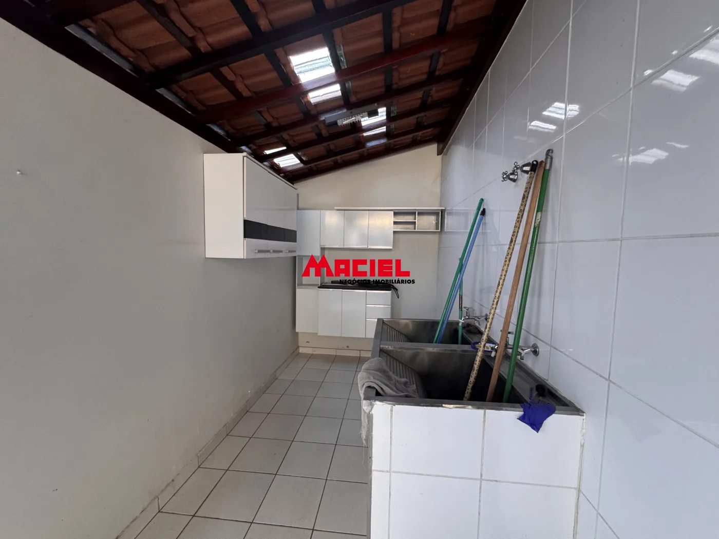 Comprar Casa / Padr&atilde;o em S&atilde;o Jos&eacute; dos Campos R$ 750.000,00 - Foto 1