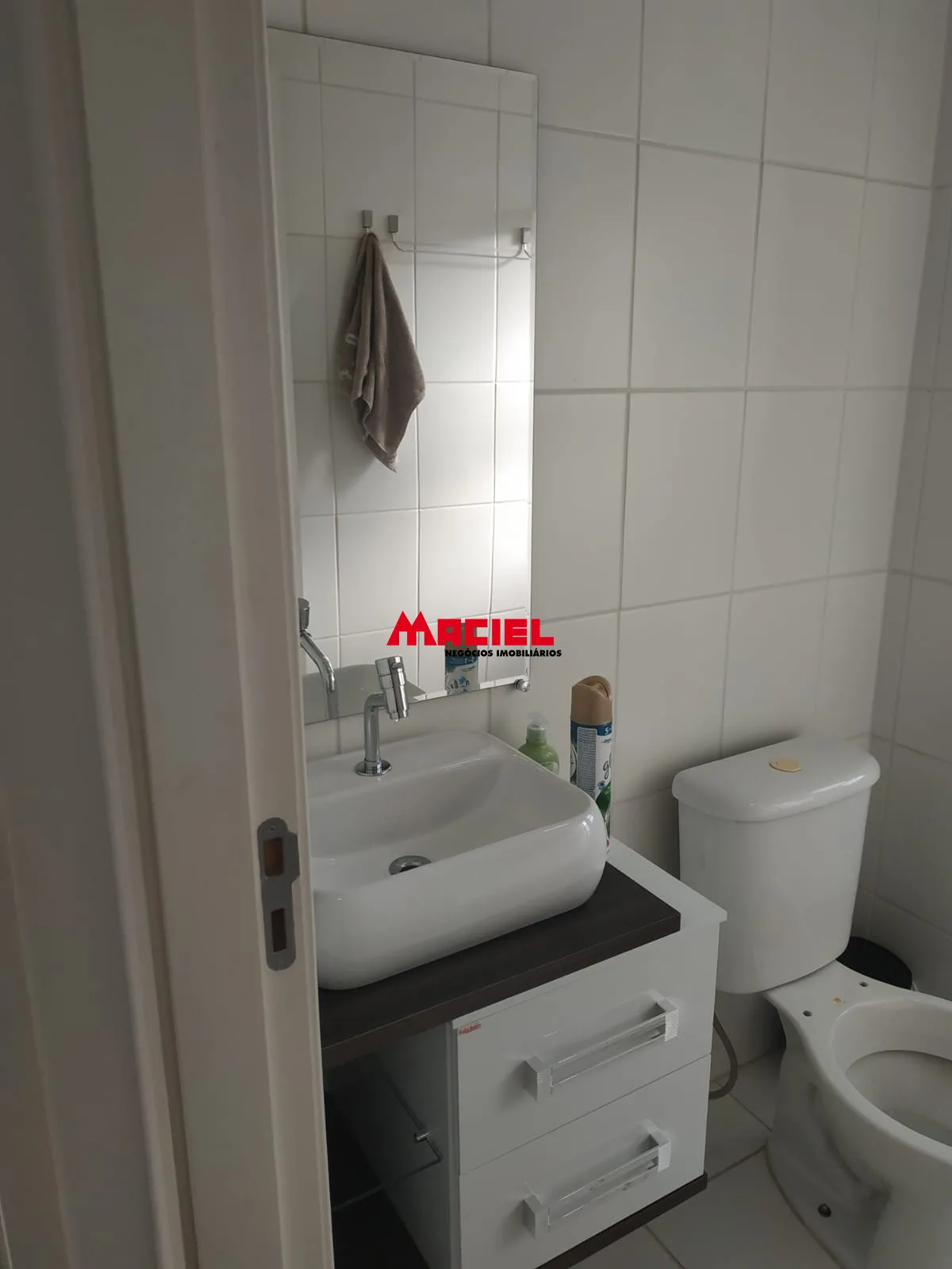 Comprar Apartamento / Padr&atilde;o em S&atilde;o Jos&eacute; dos Campos R$ 320.000,00 - Foto 3