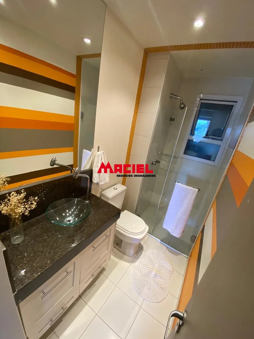 Alugar Apartamento / Padr&atilde;o em S&atilde;o Jos&eacute; dos Campos R$ 4.200,00 - Foto 16