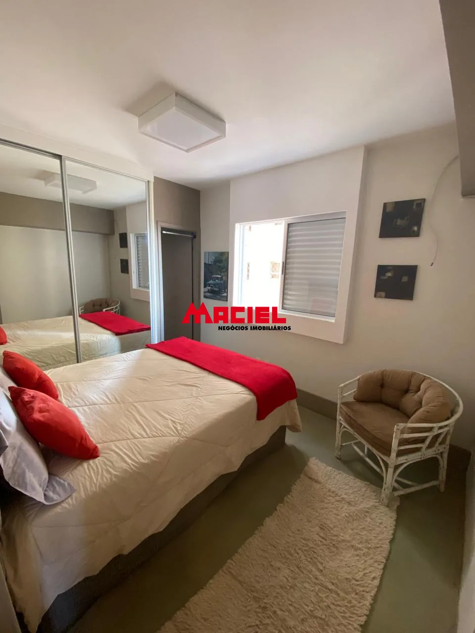 Alugar Apartamento / Padr&atilde;o em S&atilde;o Jos&eacute; dos Campos R$ 4.200,00 - Foto 9