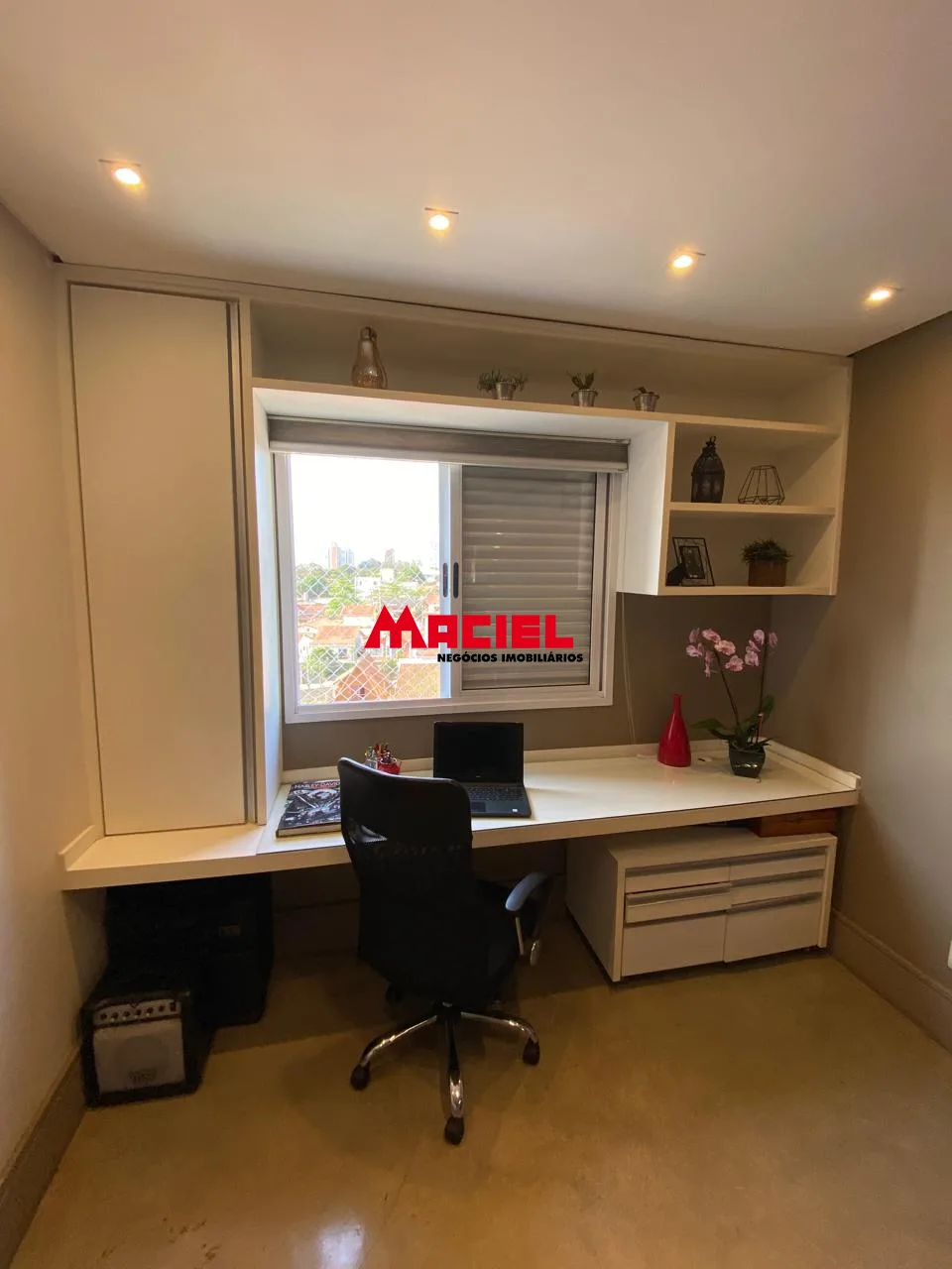 Alugar Apartamento / Padr&atilde;o em S&atilde;o Jos&eacute; dos Campos R$ 4.200,00 - Foto 13